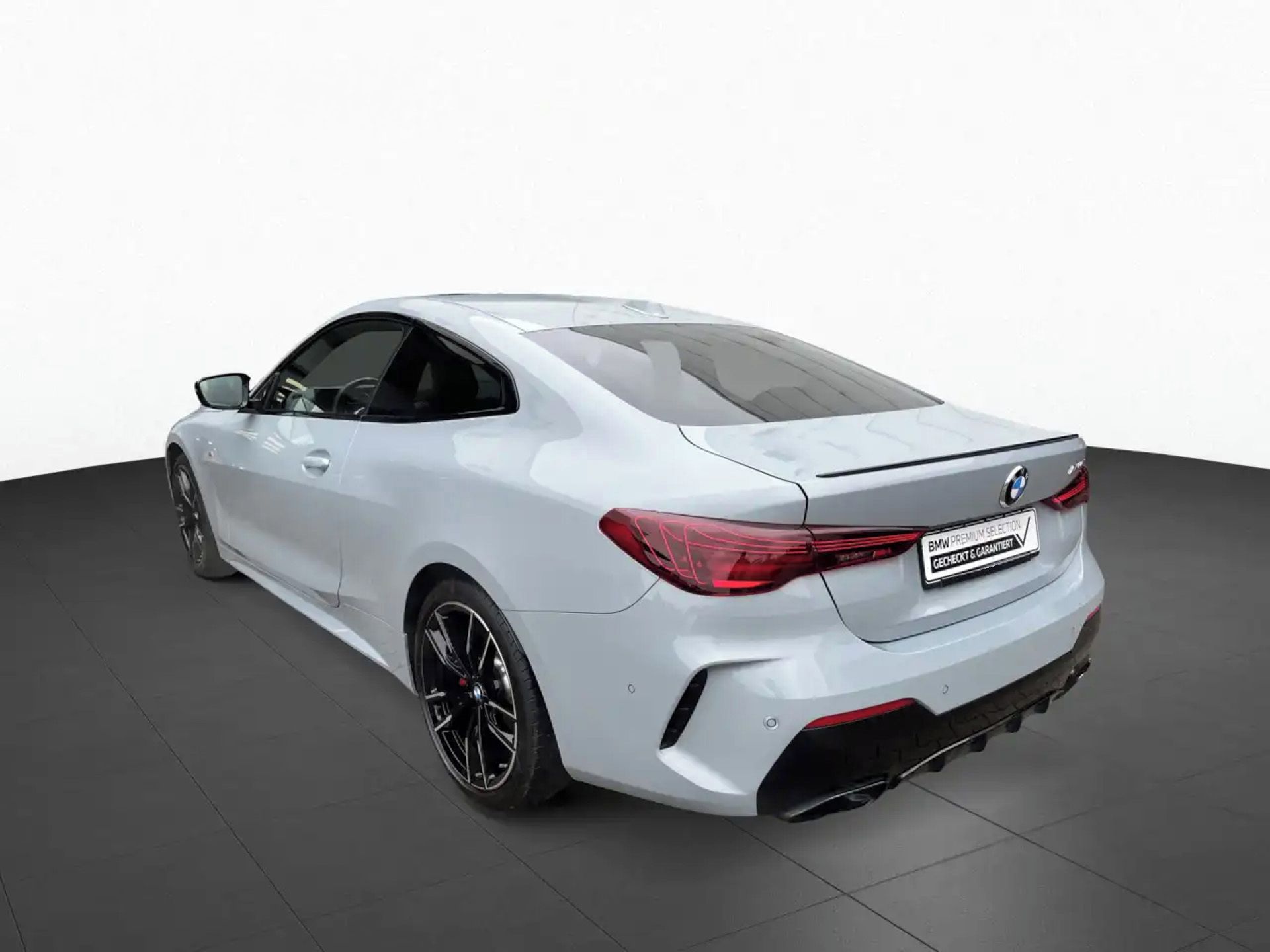 BMW Řada 4, M440i xDrive M-Sport Pro Šíbr - fotka 2