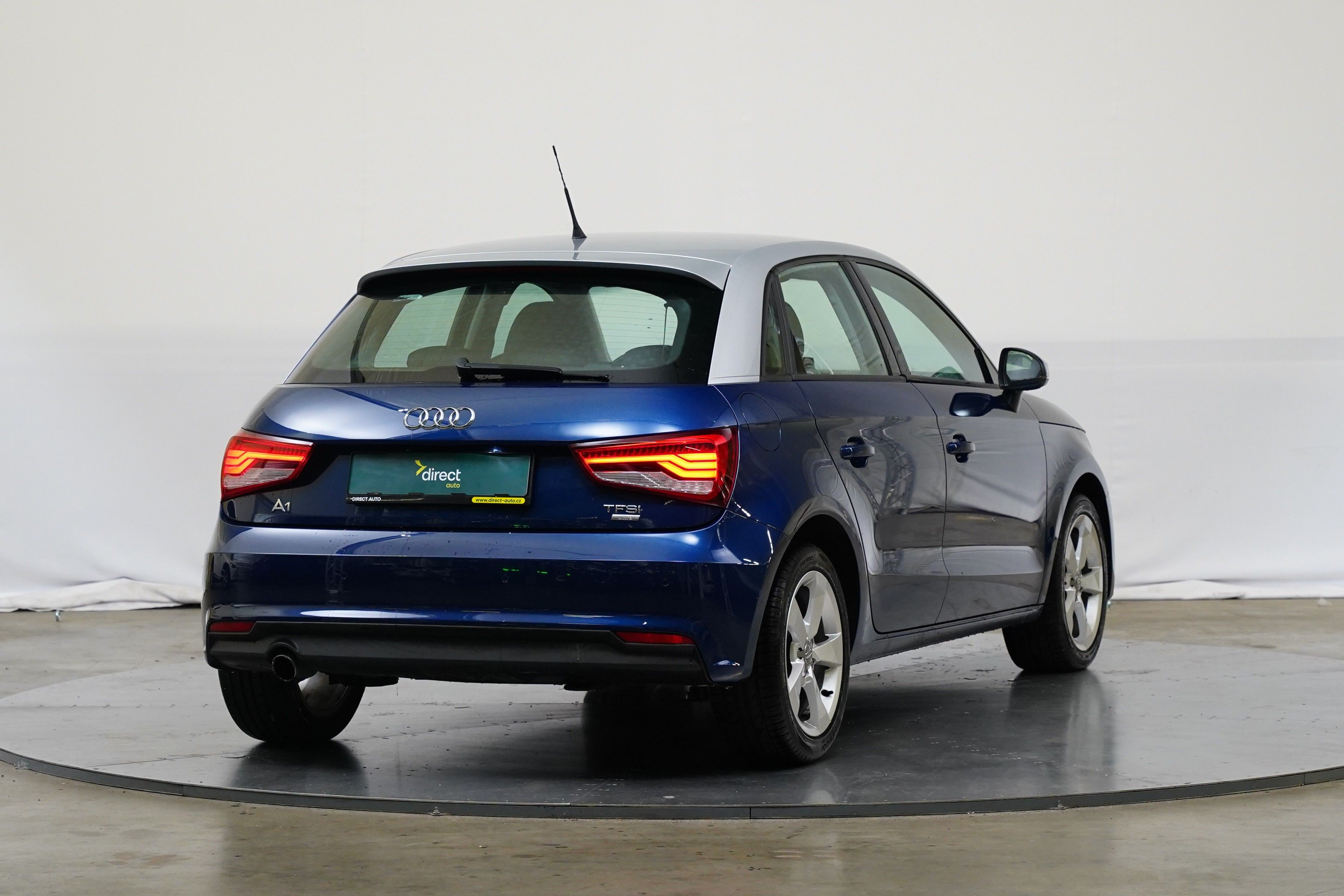 Audi A1, 1.0 TFSI 70 kW Ultra - fotka 2
