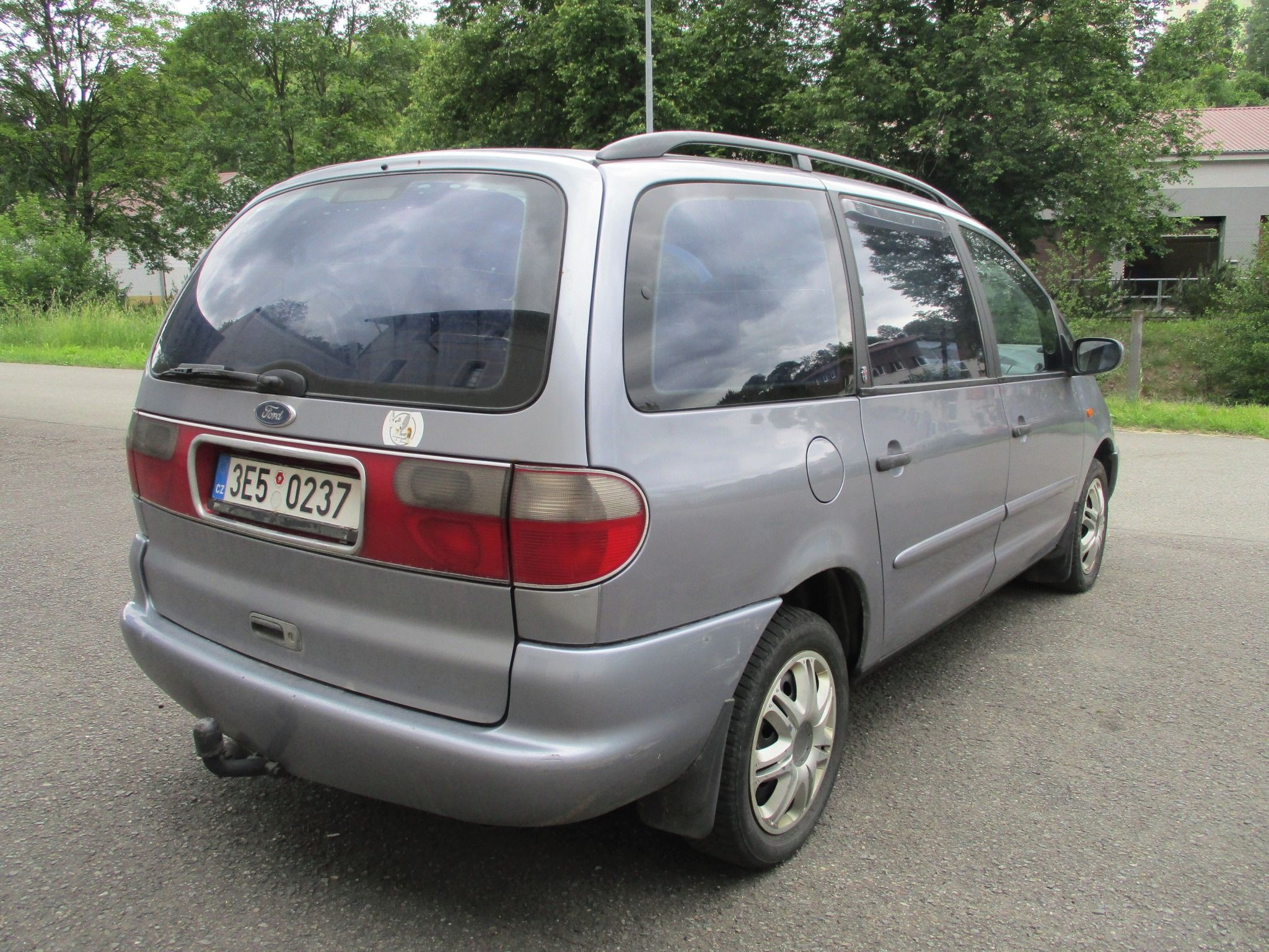 Ford Galaxy, 1.9 TDi, 7 míst - nové STK - fotka 5