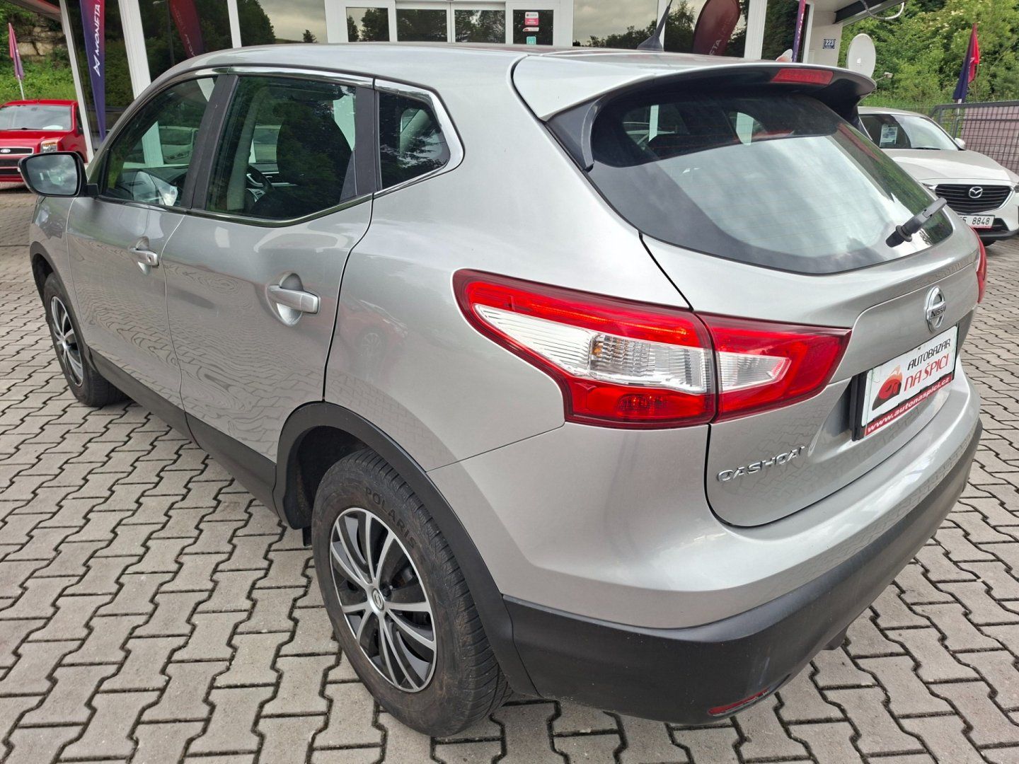 Nissan Qashqai, 1.2DIG-T 85kW -PARK.KAMERA - fotka 6