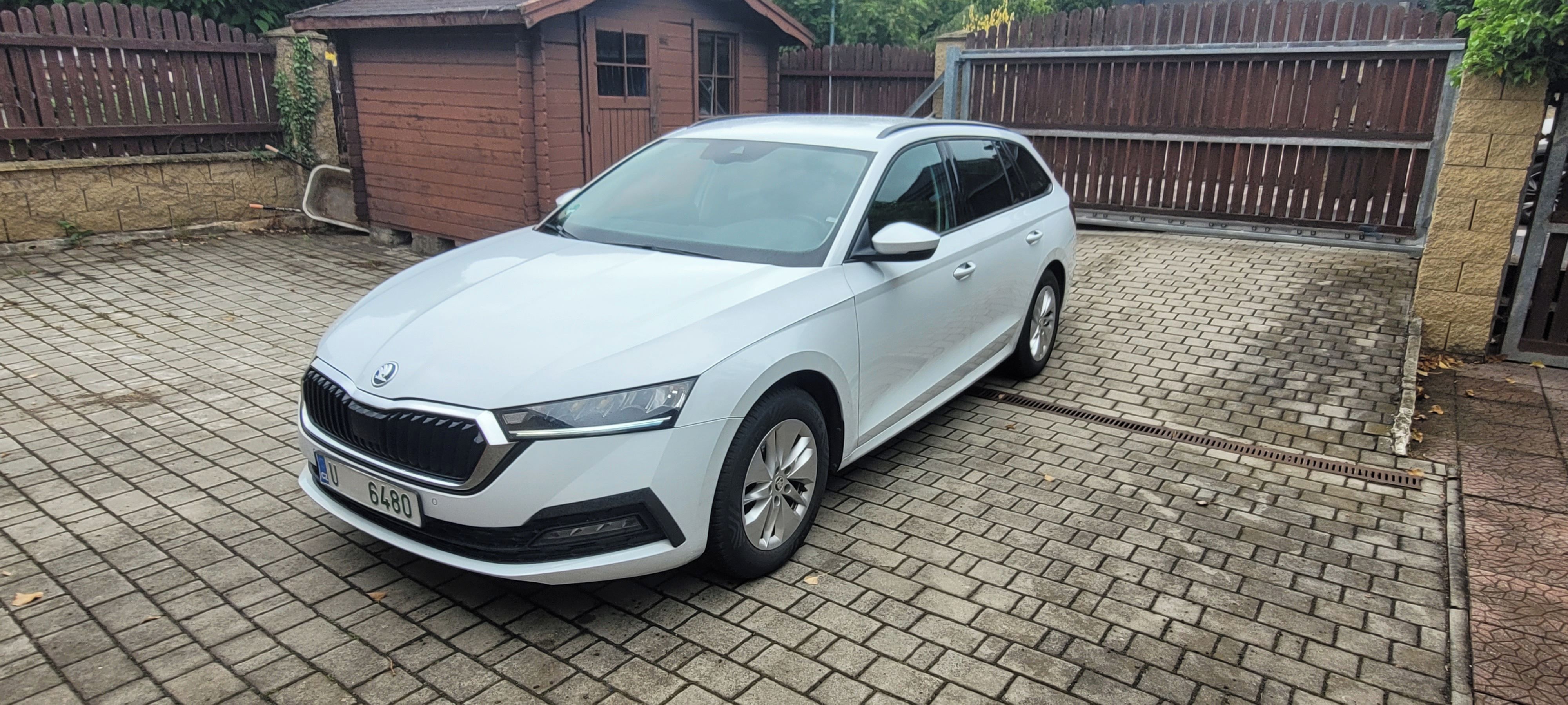 Škoda Octavia, TSi VIRTUAL navi tažný el.kufr - fotka 3