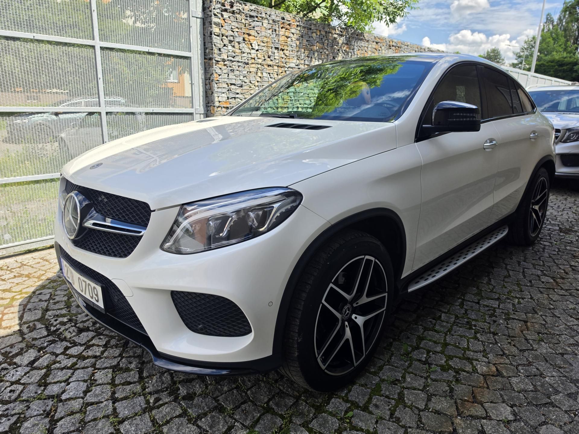Mercedes-Benz GLE, 350CDI 4-MATIC AMG - fotka 2