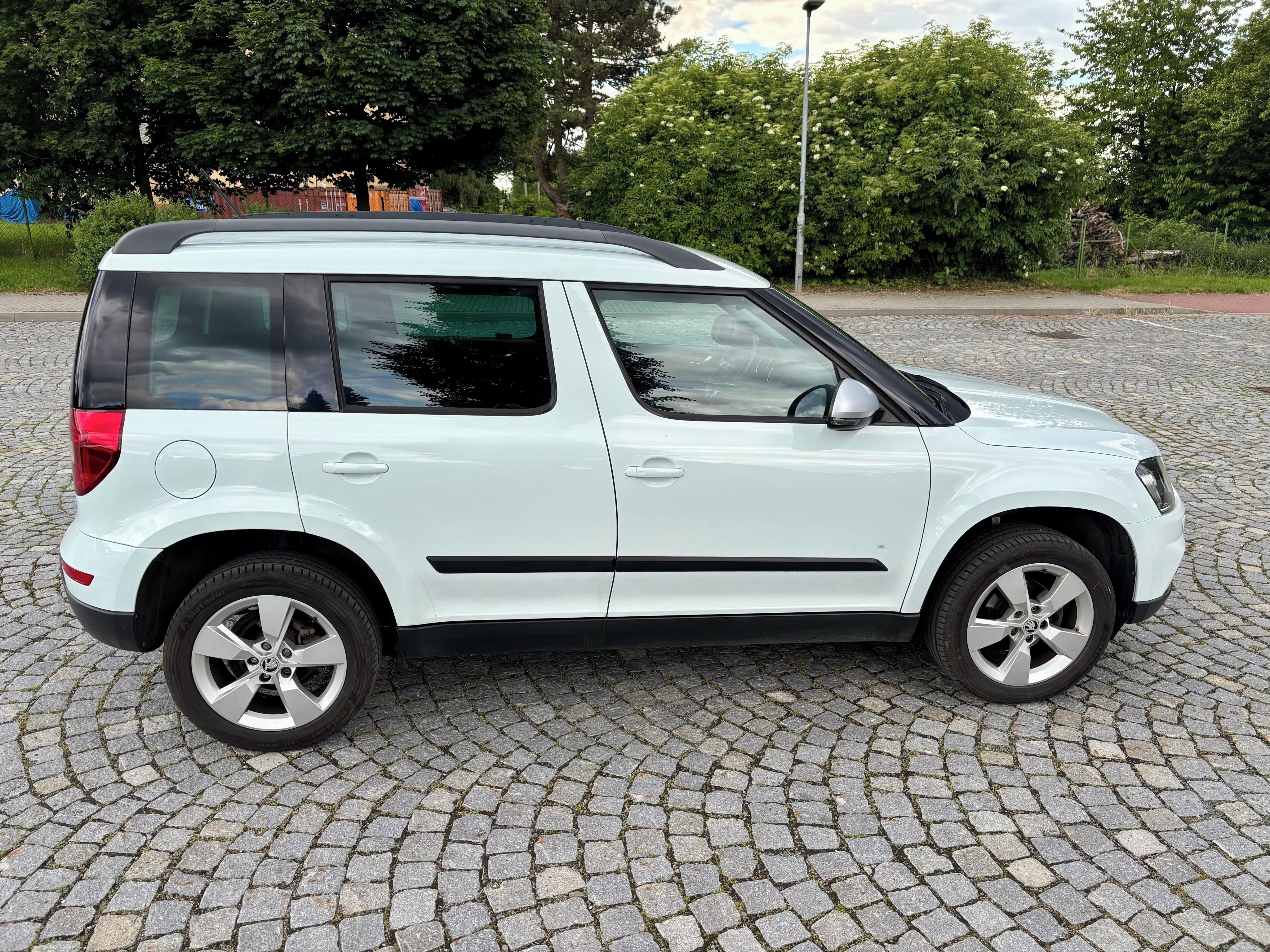 Škoda Yeti, 2.0 TDi 81 kW 4x4 Outdoor - fotka 5
