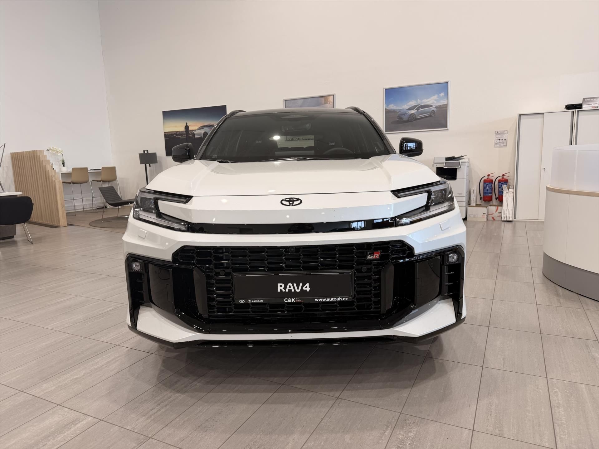 Toyota Rav4, GR SPORT  2.5L HEV (194k) 4X4 - fotka 3