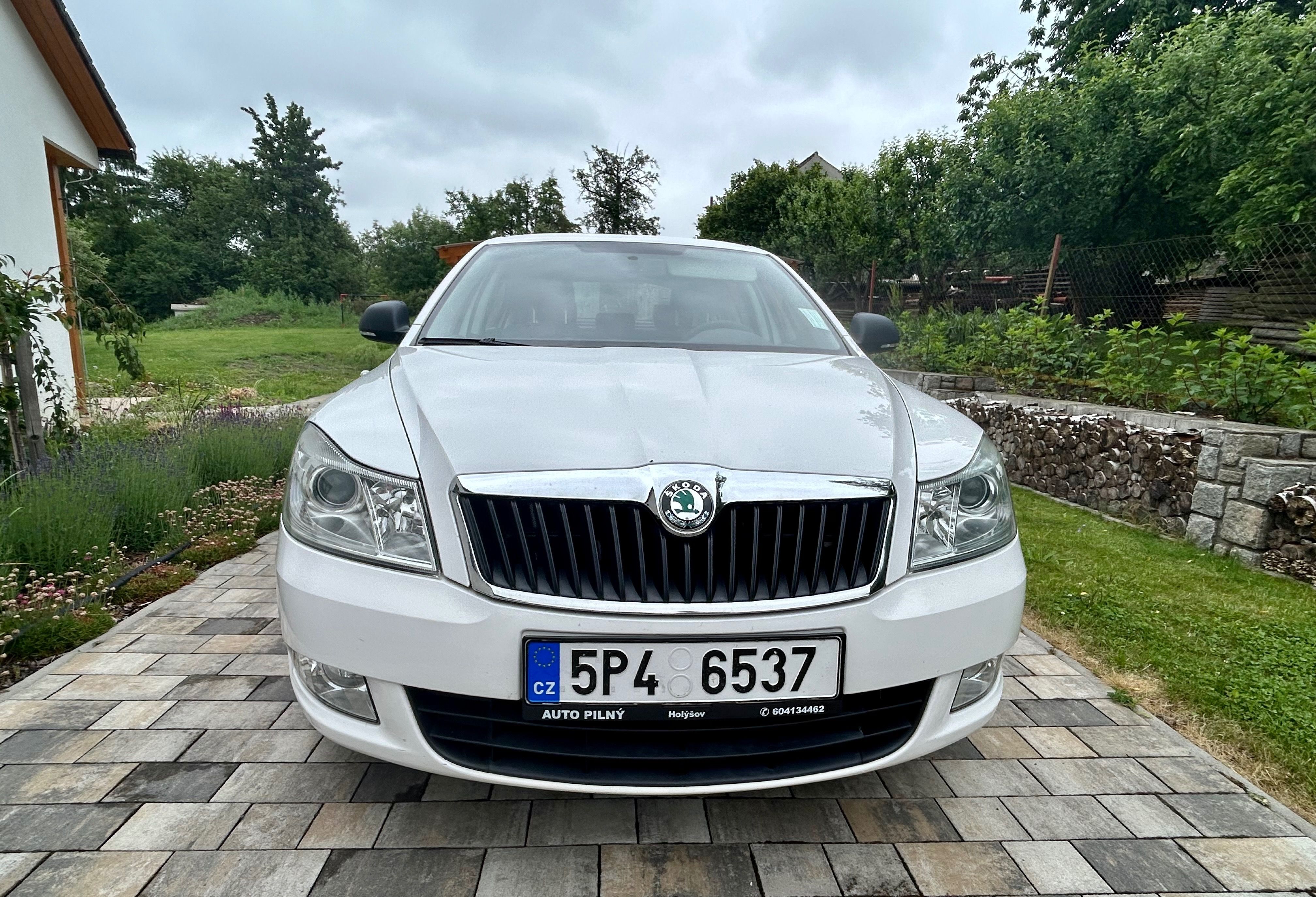 Škoda Octavia - fotka 4