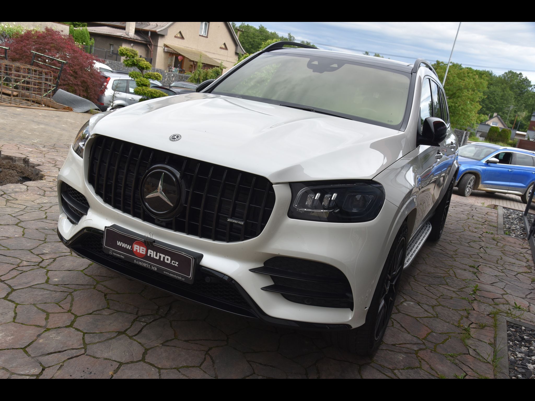 Mercedes-Benz GLS, 243 kw"7míst"HUD"Nez.topení"PA - fotka 4