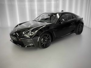 Toyota GR86, 2.4L 172 KW 6MT EXECUTIVE, LSD