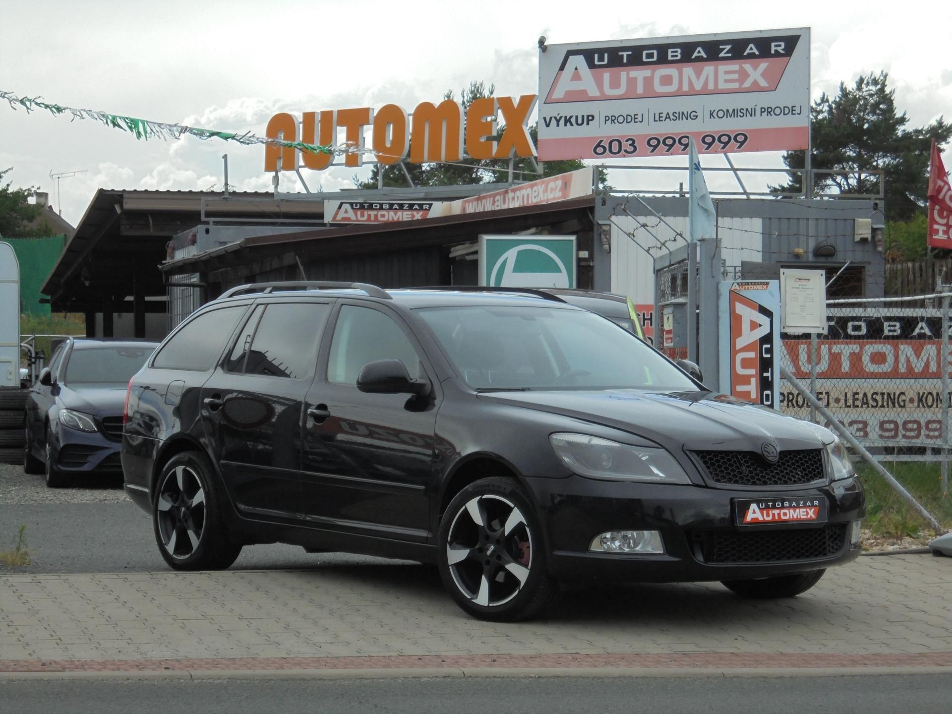 Škoda Octavia, 1.6 TDI-DSG-NAVIGACE-DIGI A/C