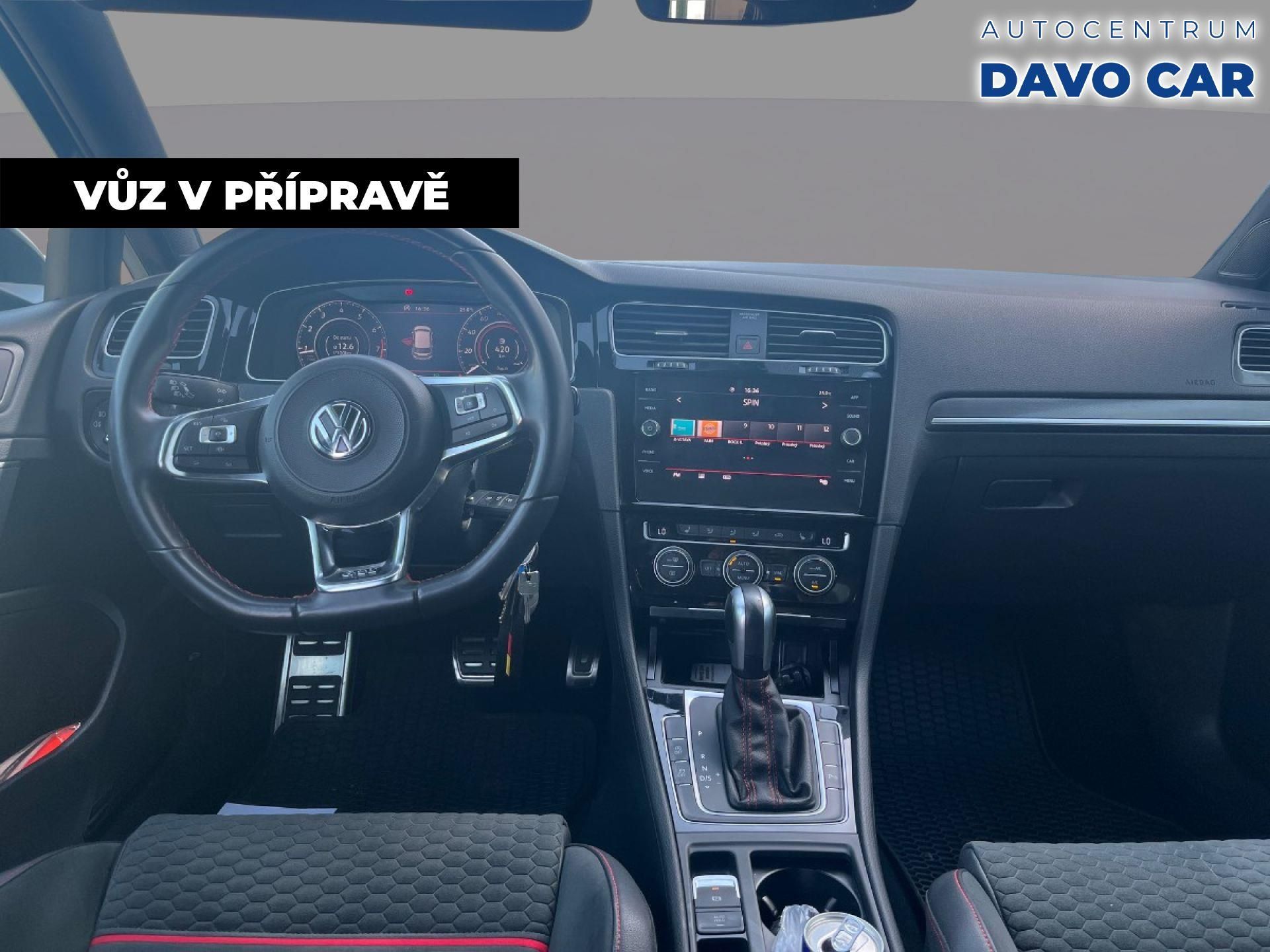 Volkswagen Golf, GTI 2,0 TSI 180kW DSG CZ - fotka 4