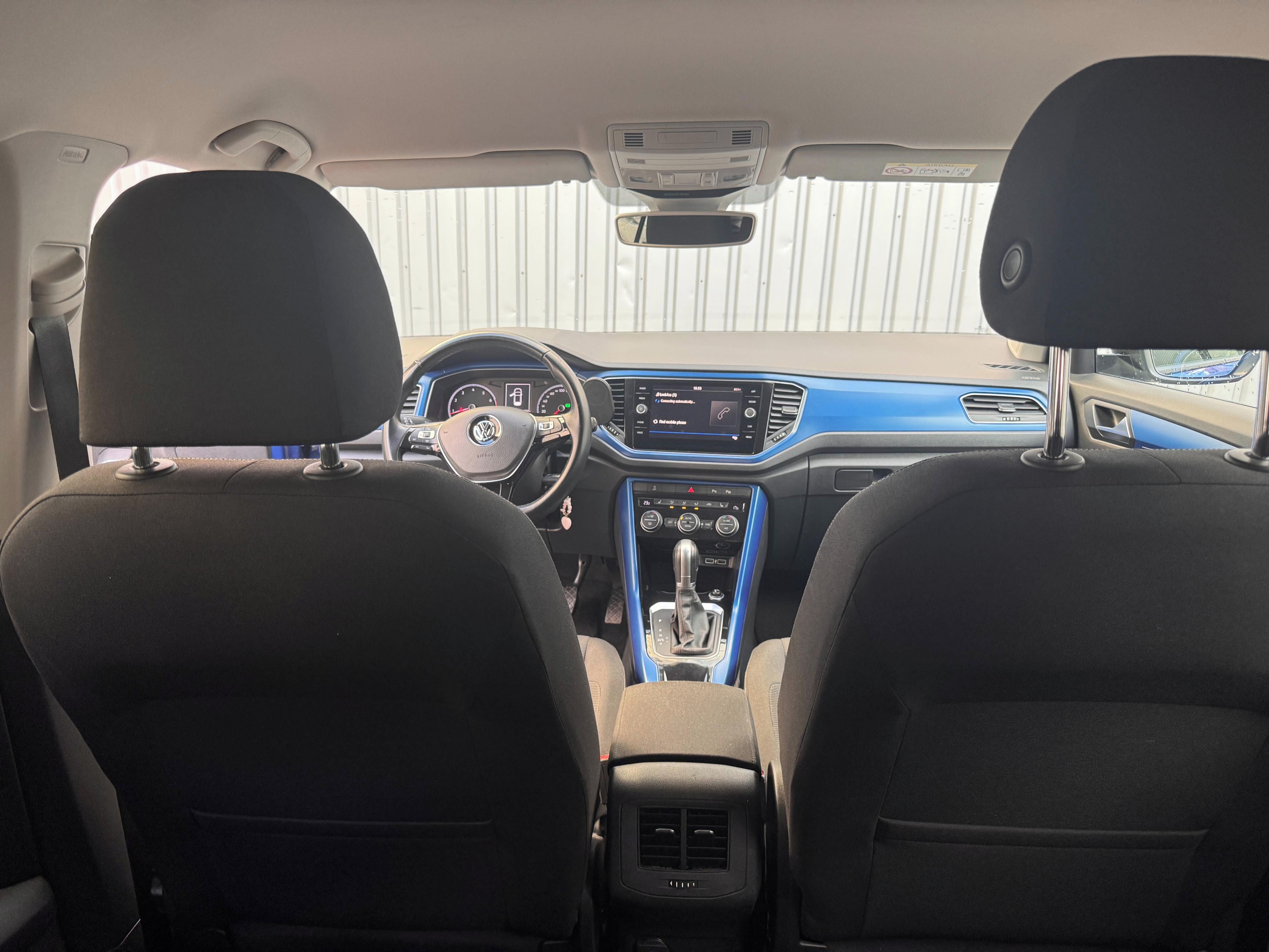 Volkswagen T-Roc, 1,5 TSI - servisováno - fotka 2