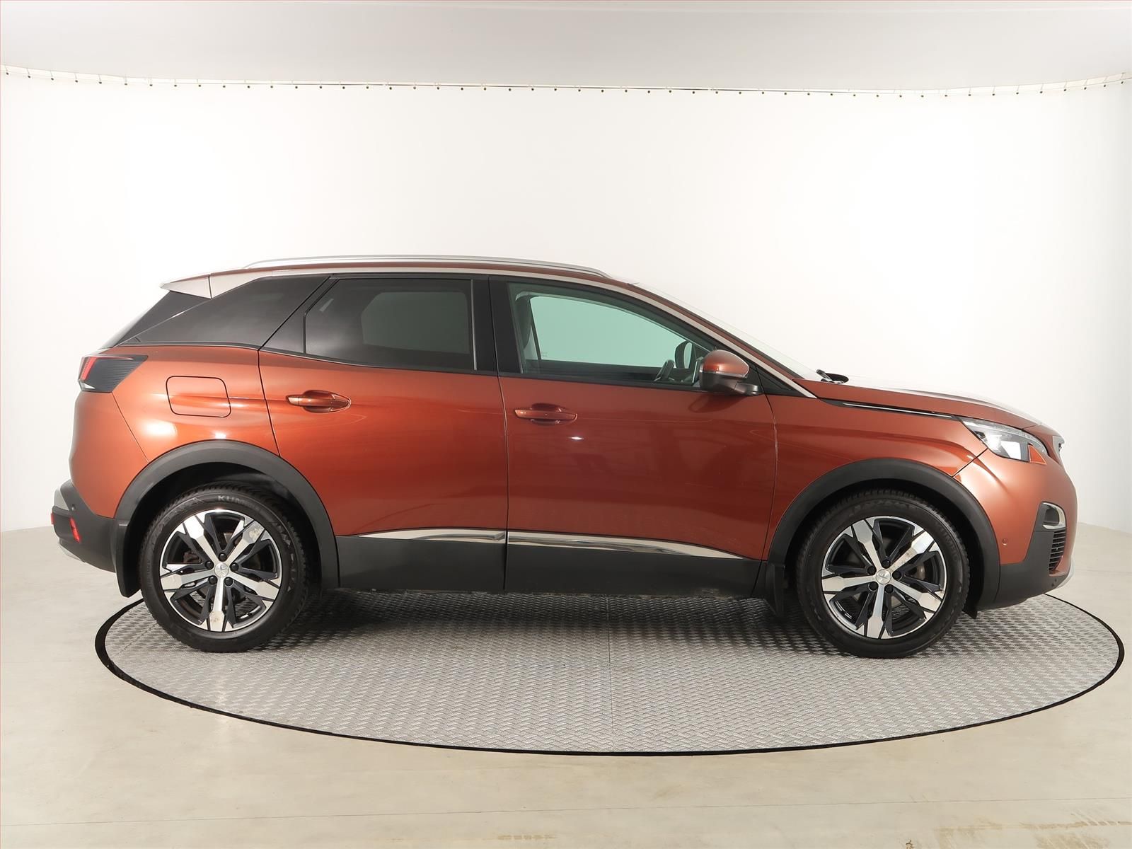 Peugeot 3008, 1.2 PureTech, Automat - fotka 6