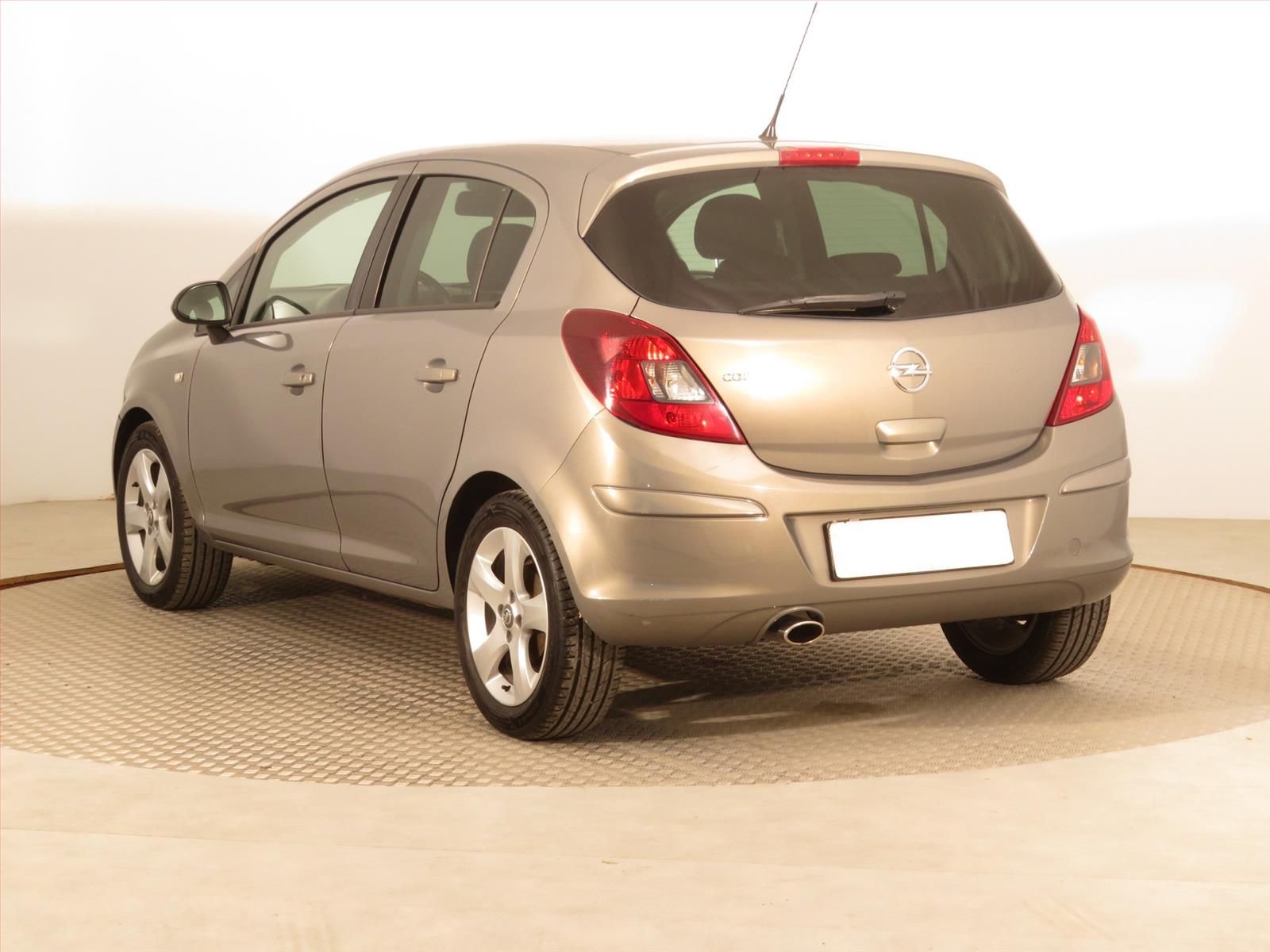 Opel Corsa, 1.2, Automat - fotka 4