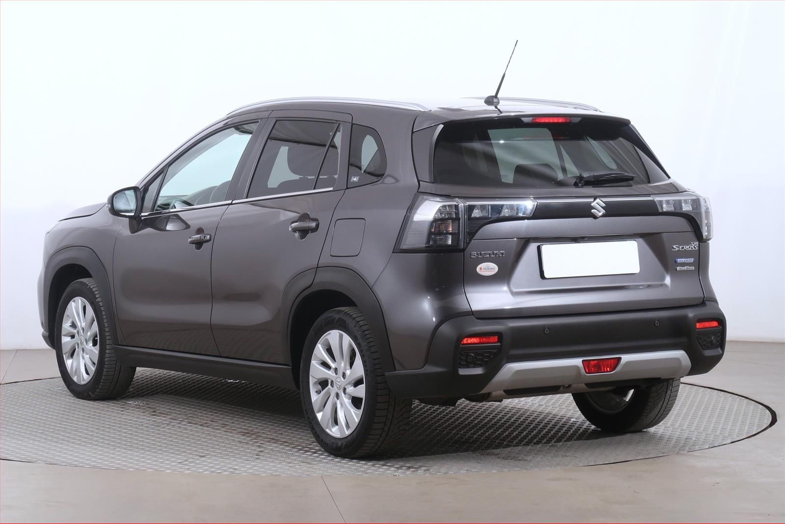 Suzuki SX4 S-Cross, 1.4 BoosterJet, GL+, 4X4 - fotka 4