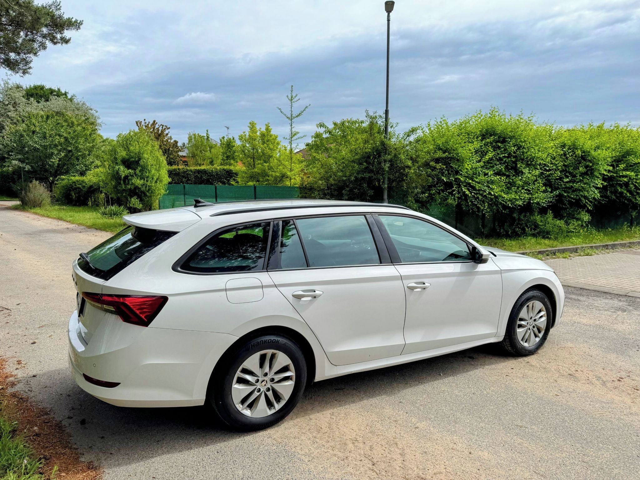 Škoda Octavia, 4 2.0 TDI 85 kW , 8/2024 1.maj - fotka 4