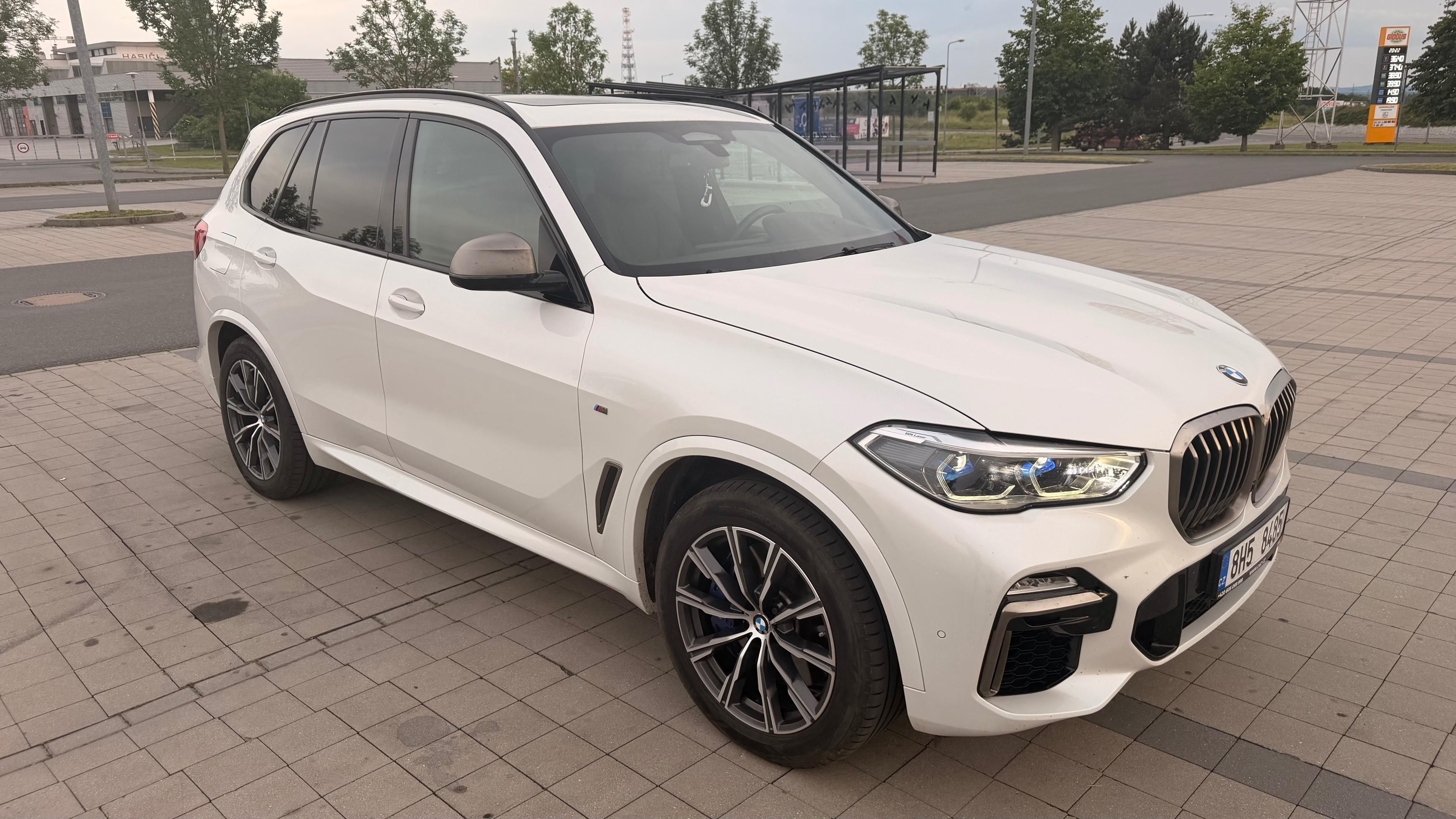 BMW X5, M50d – Panorama, nezávislé top - fotka 5