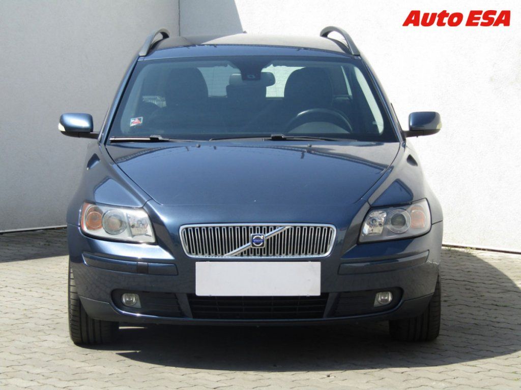 Volvo V50, 2.0 HDi - fotka 2
