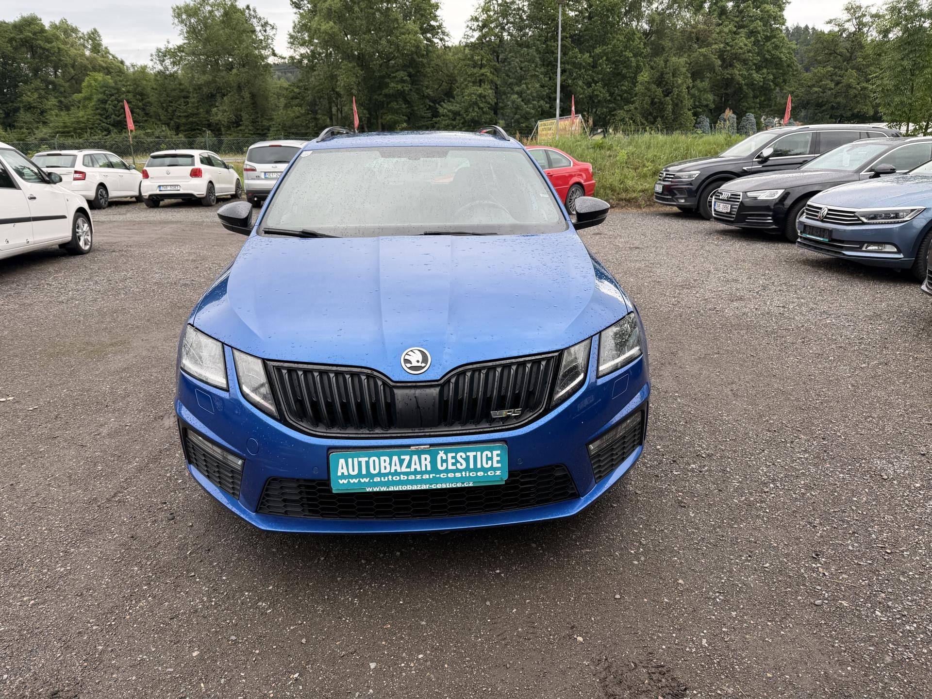 Škoda Octavia, 2.0 TDI RS - fotka 2