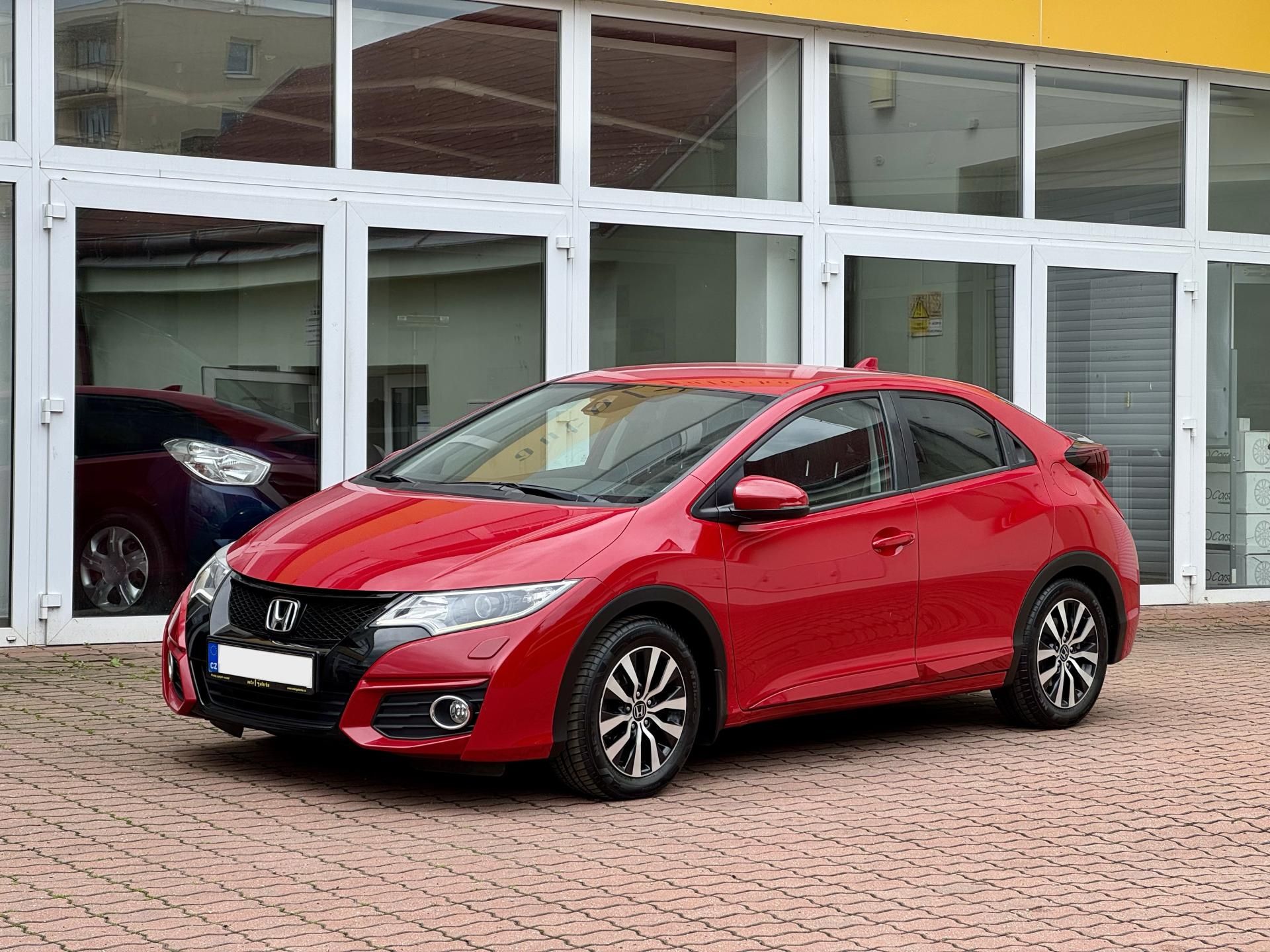 Honda Civic, i-VTEC, 5 dv., ČR, 2. maj - fotka 2