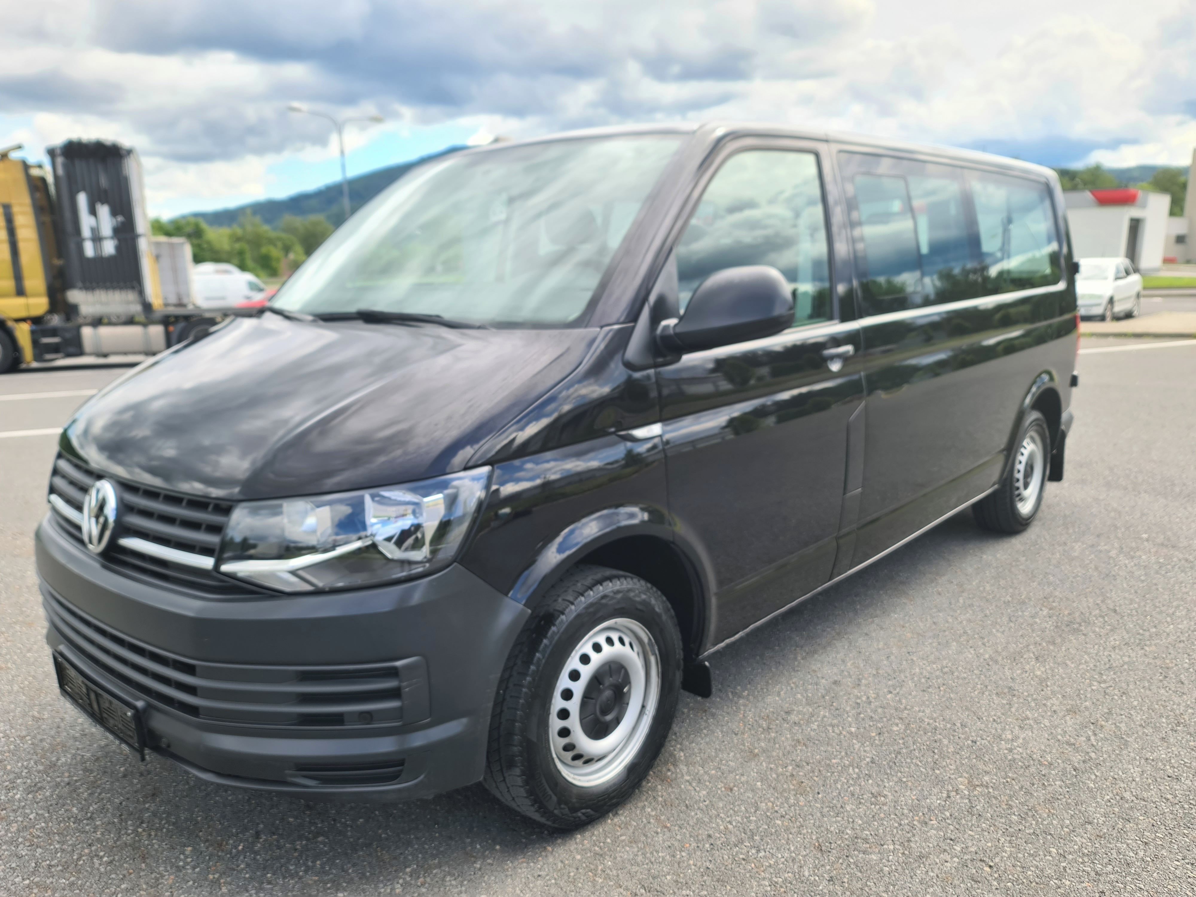 Volkswagen Transporter, T6 2.0 TDi LONG 110-KW KLIMA 8 - fotka 3