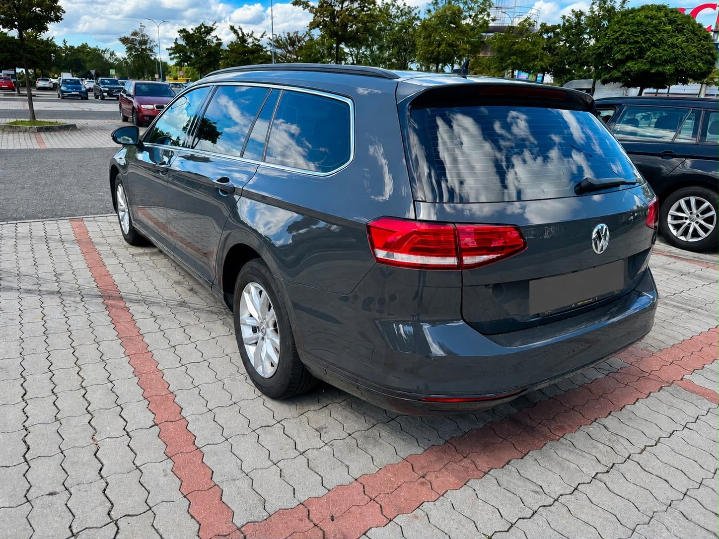 Volkswagen Passat, 2,0TDi 110kW DSG, DPH - fotka 3
