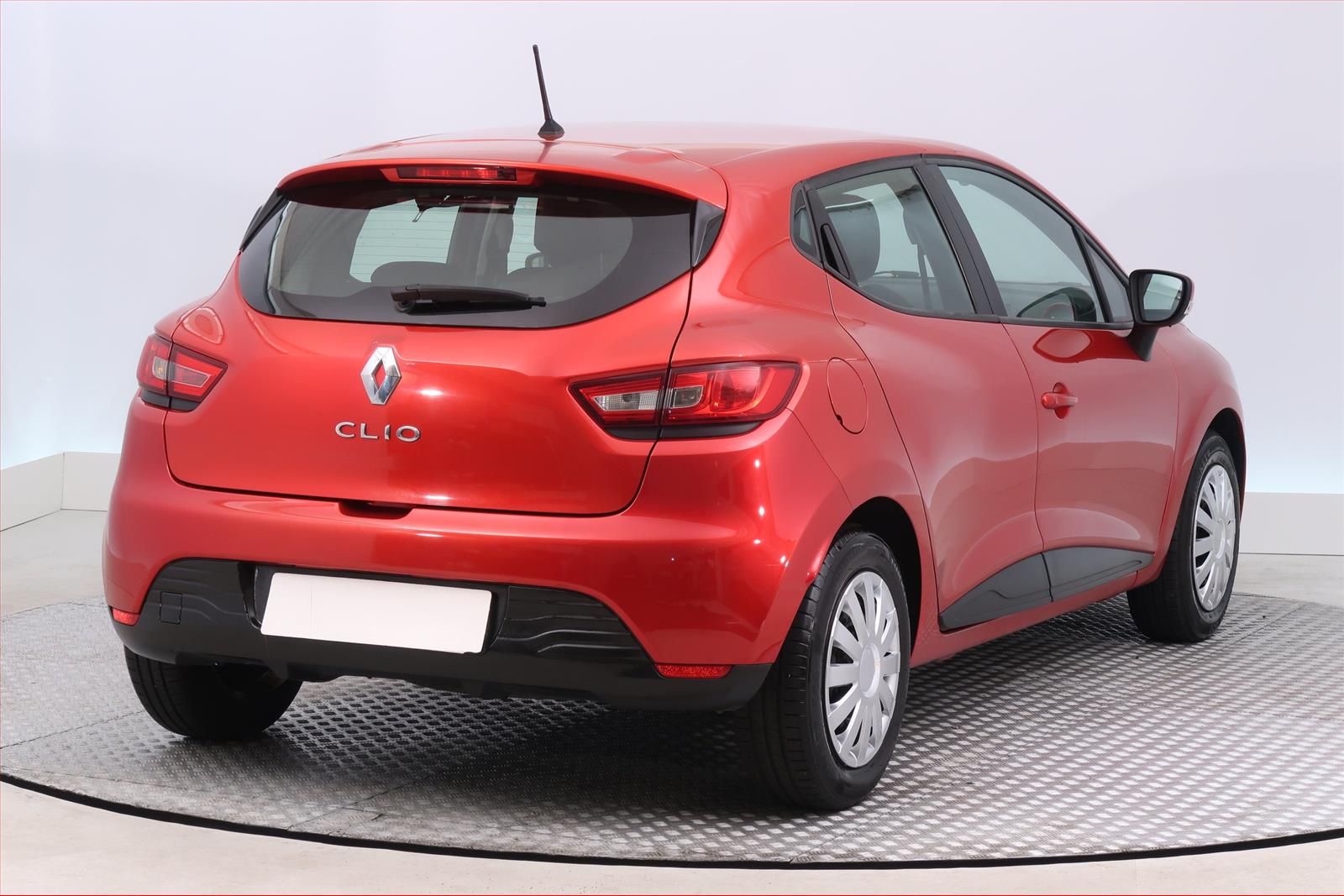 Renault Clio, 1.2 16V, po STK, rezervace - fotka 5