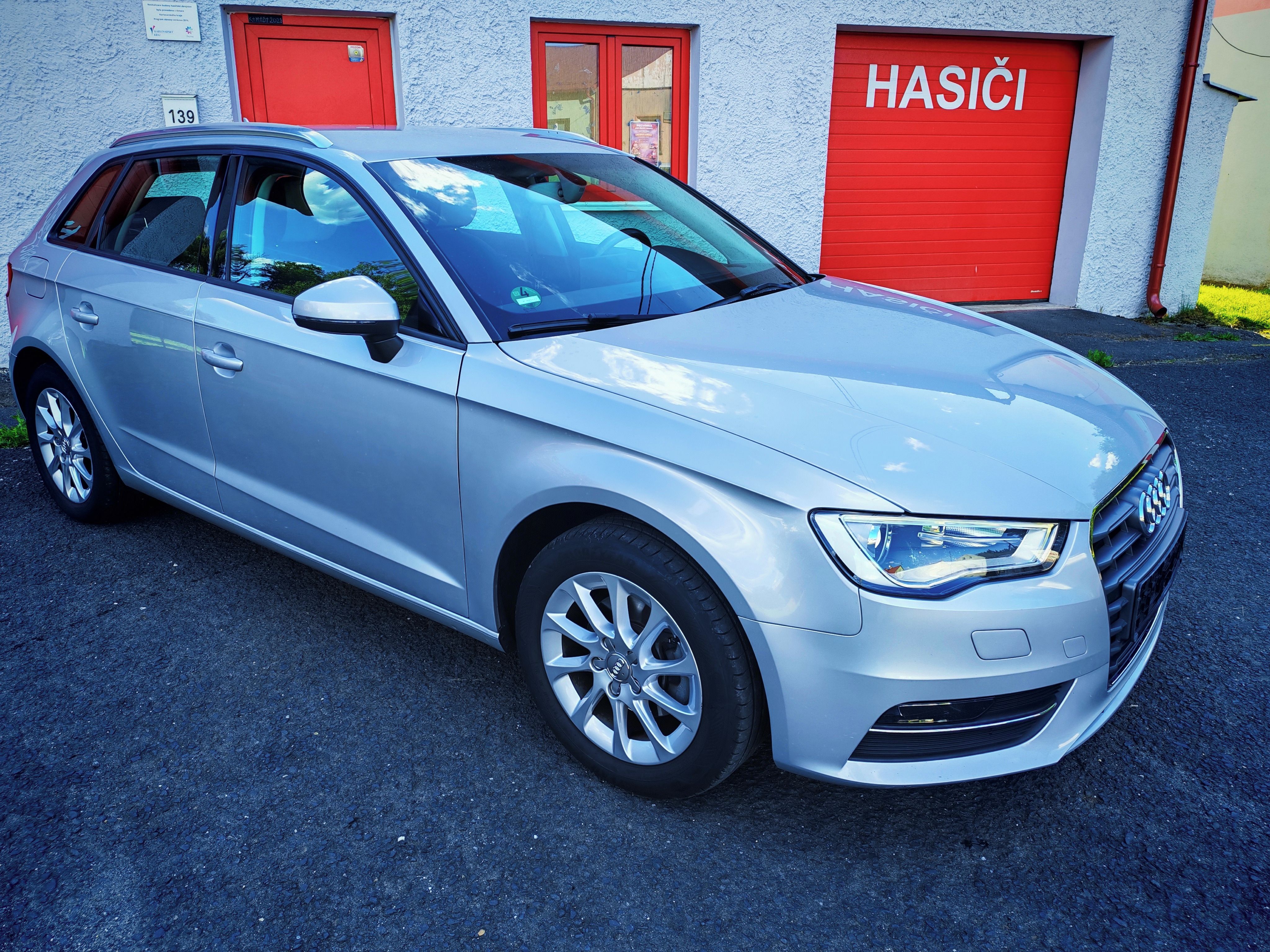 Audi A3, 1.2 TFSi SPORTBACK ATTRACTION - fotka 4