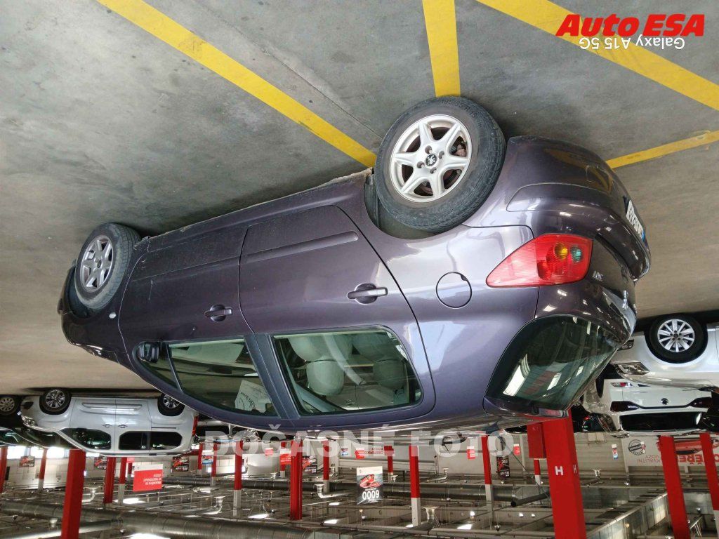 Peugeot 307, 1.6i - fotka 2