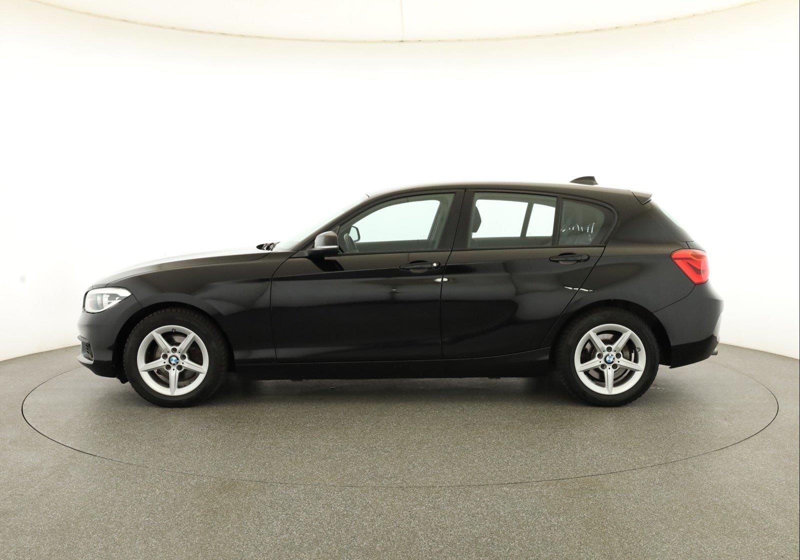 BMW Řada 1, 120d, Automat, Serv.kniha - fotka 3