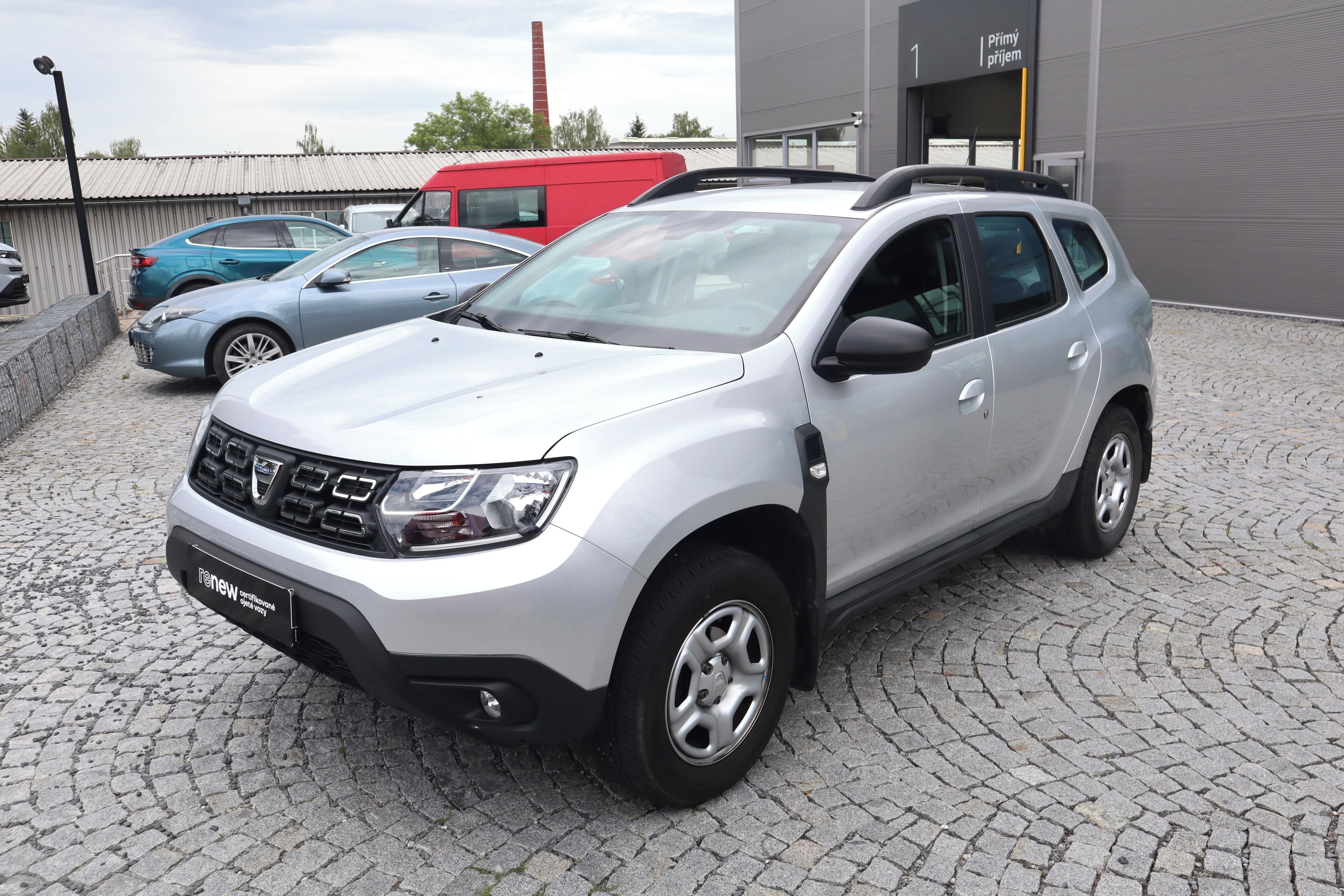 Dacia Duster, 1,6 tažné, dvě sady kol - fotka 3