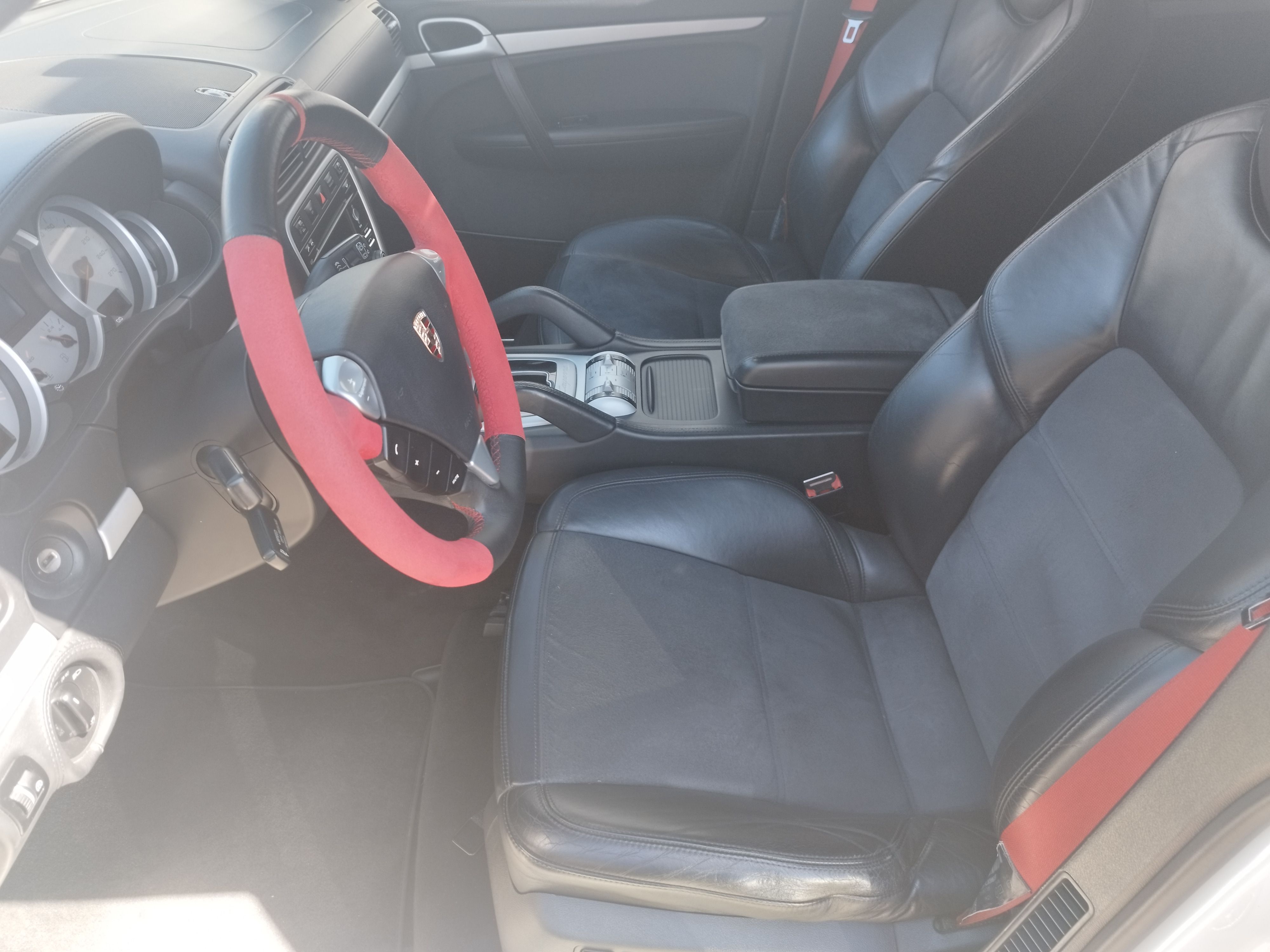 Porsche Cayenne, orig.GTS v perf.stavu - fotka 4