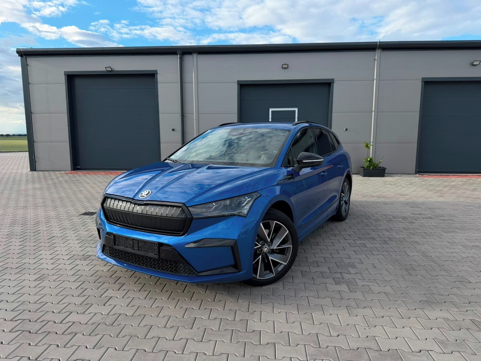 Škoda Enyaq, 60, sportline, 26.000km, 62kwh - fotka 2
