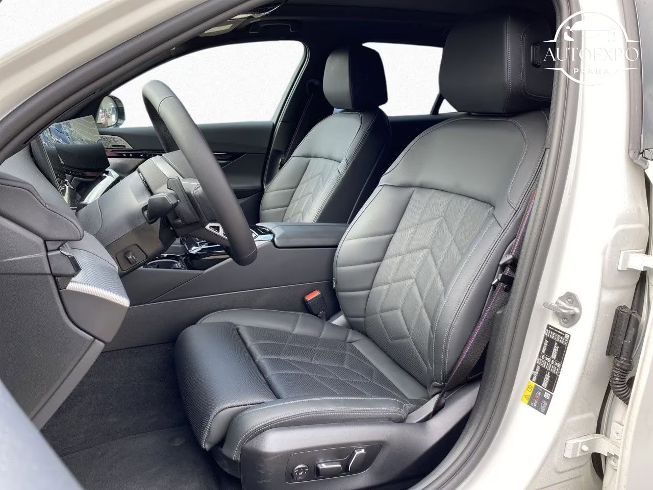 BMW Řada 5, 530e xDrive  M Sport - fotka 5