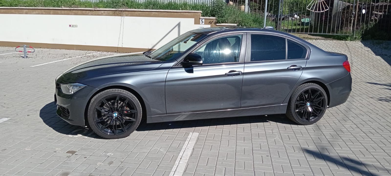 BMW Řada 3, BMW 328i XDrive - fotka 3