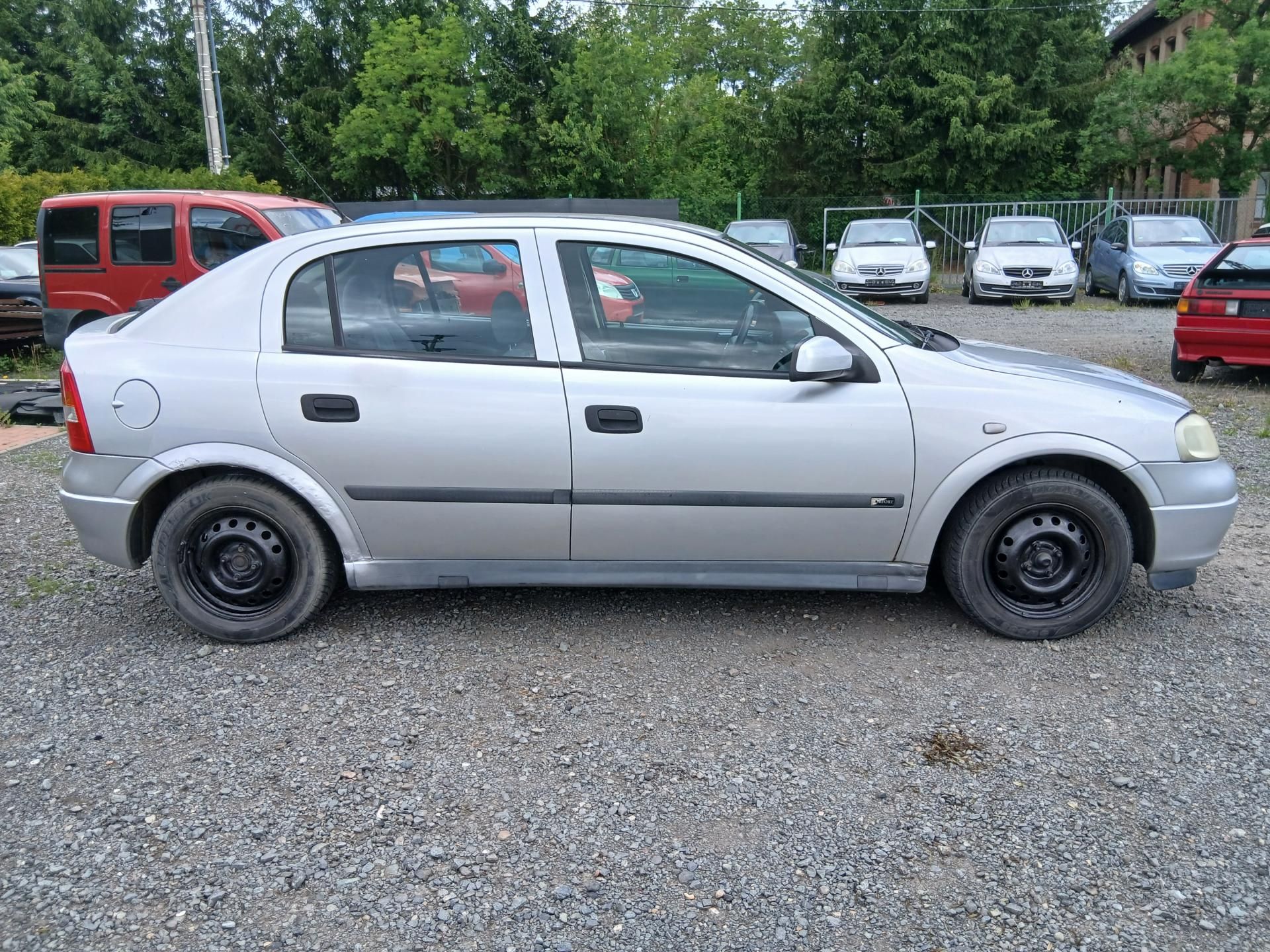 Opel Astra, 1.2i - fotka 6