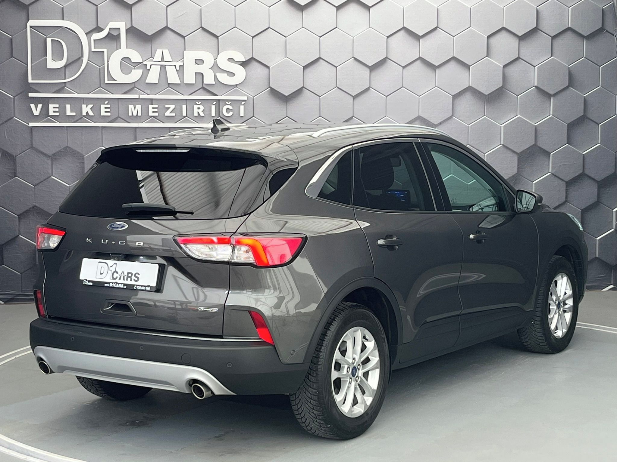 Ford Kuga, 2.5 Duratec HEV TITANIUM - fotka 5