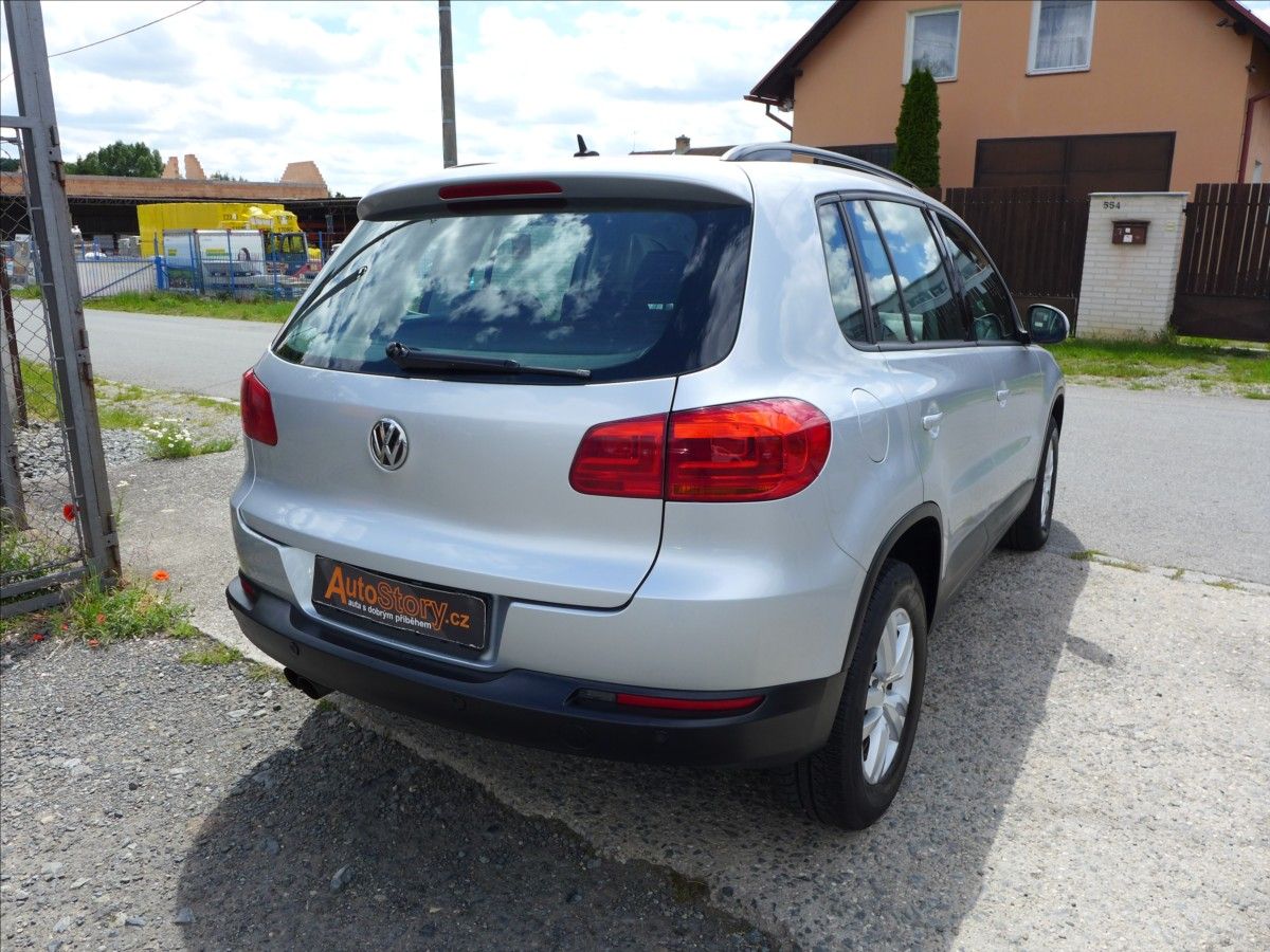 Volkswagen Tiguan, 1,4 TSI  DIGI AC, VÝHŘEV, PDC - fotka 6