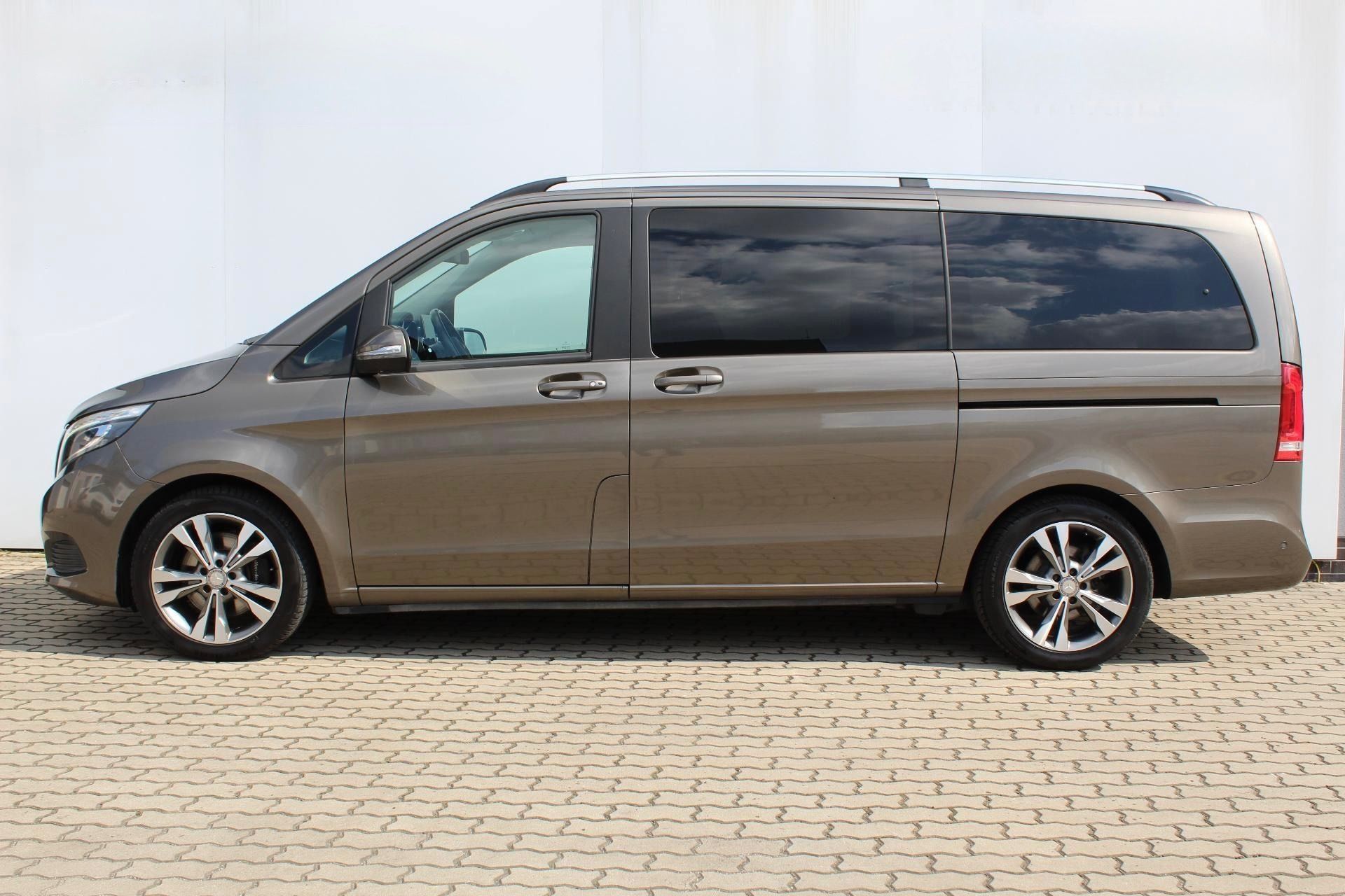 Mercedes-Benz Třídy V, Mercedes V250D L avantgarde - fotka 3