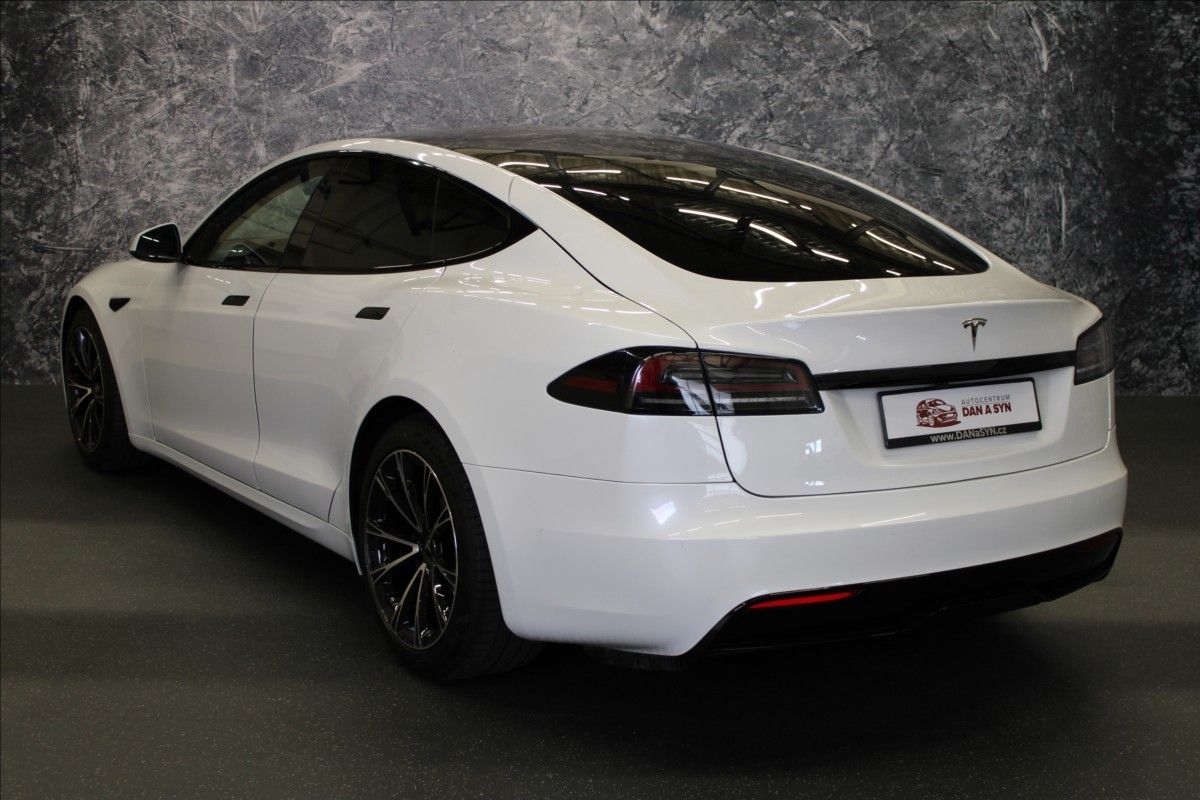 Tesla Model S, Long Range ZÁNOVNÍ! - fotka 3