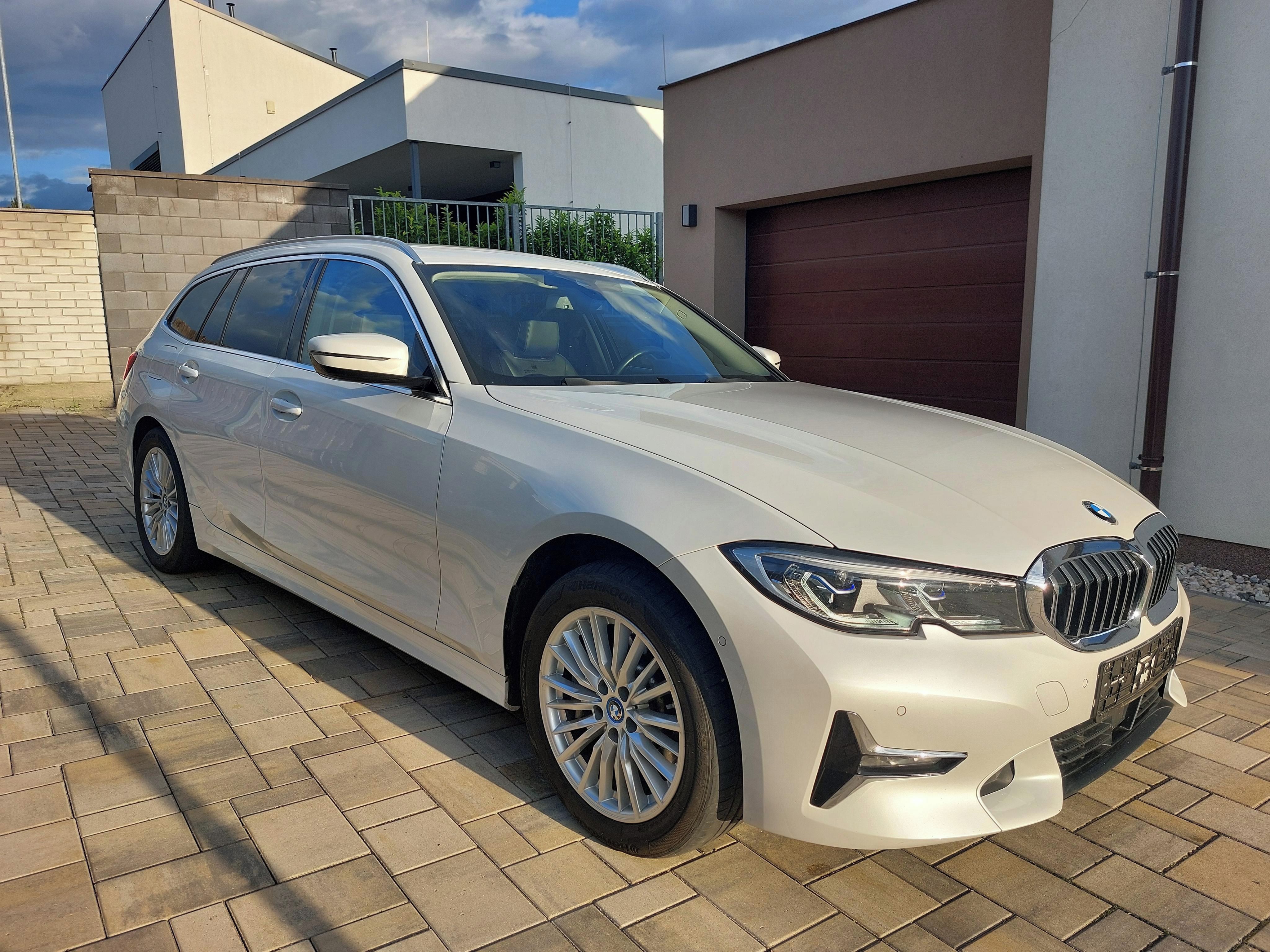 BMW Řada 3, 330d xDrive Luxury line
