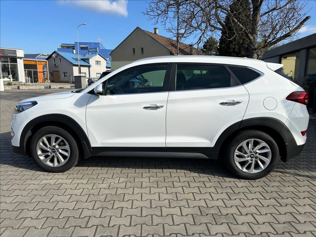 Hyundai Tucson, 2,0 CRDi 4WD LP STYLE AT - fotka 3