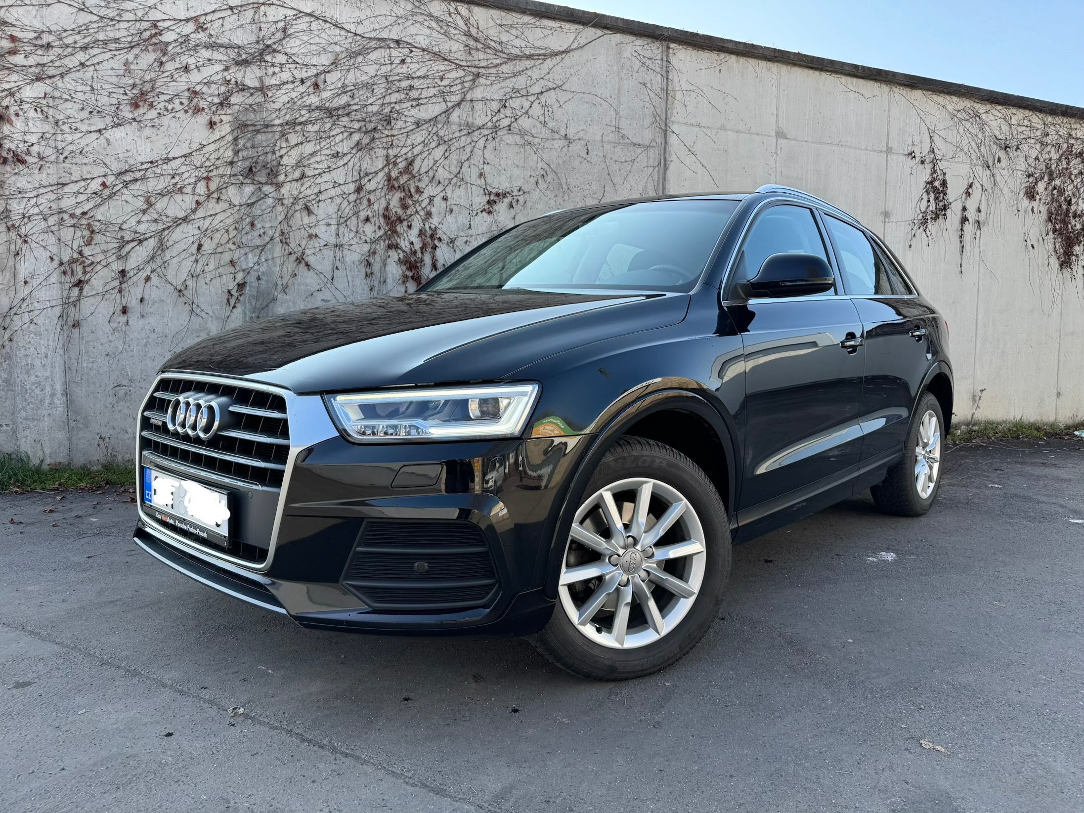 Audi Q3, 2.0 TDI 110kW,Automat,4x4,ČR. - fotka 2