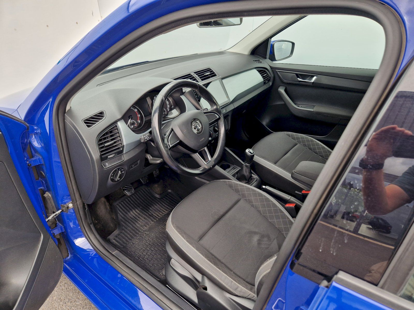 Škoda Fabia, Combi 1.0TSI 81kW Ambition Plu - fotka 6