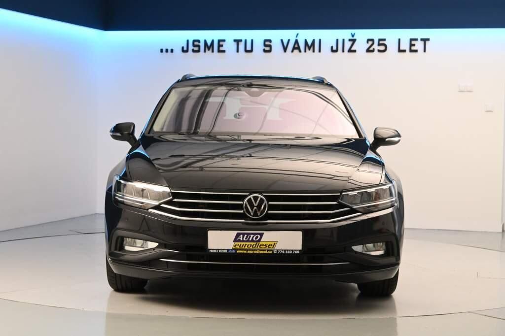 Volkswagen Passat, 2.0 LED DSG ACC Kamera Tažné M - fotka 3