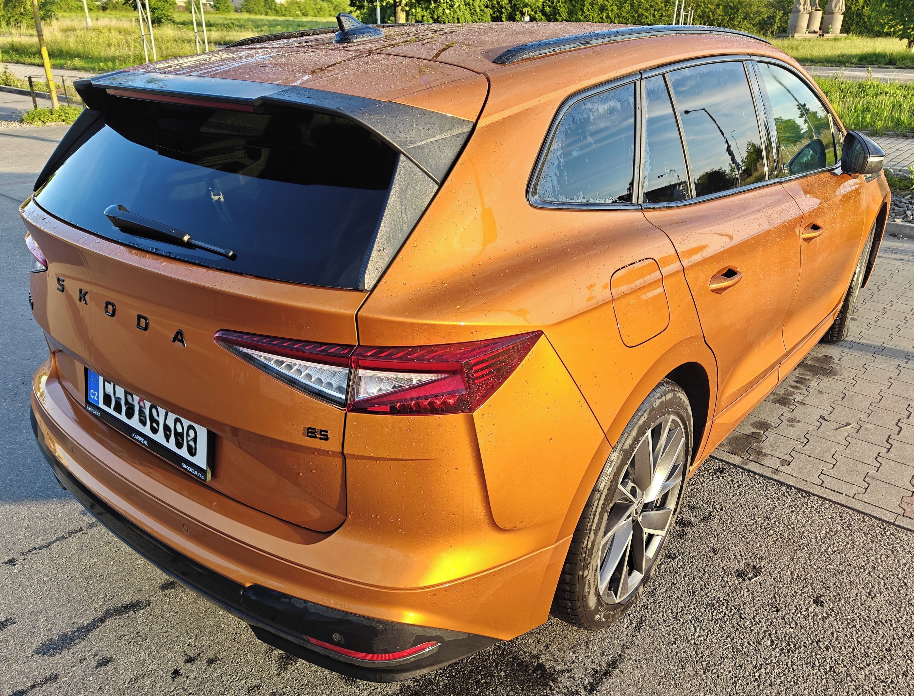 Škoda Enyaq, 85 Sportline; tažné; zár 10/29 - fotka 3