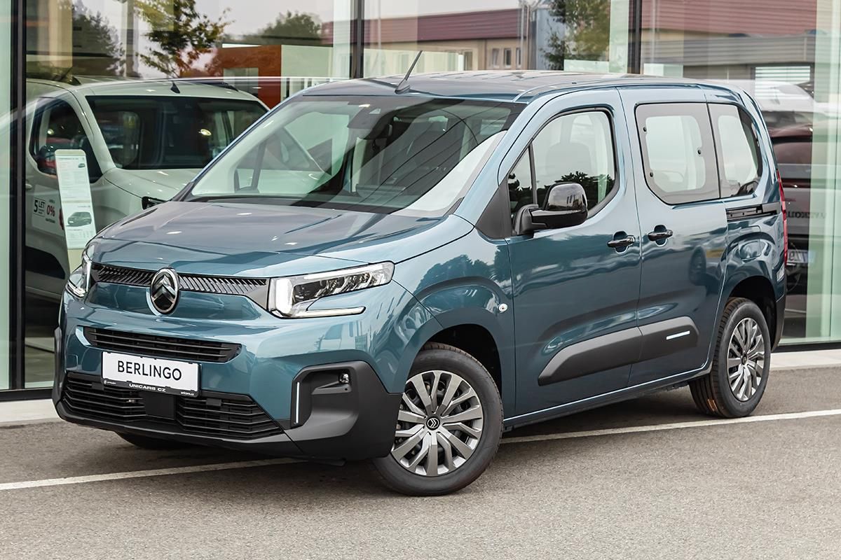 Citroën Berlingo, 1,2 PLUS benzín 110k + KAMERA