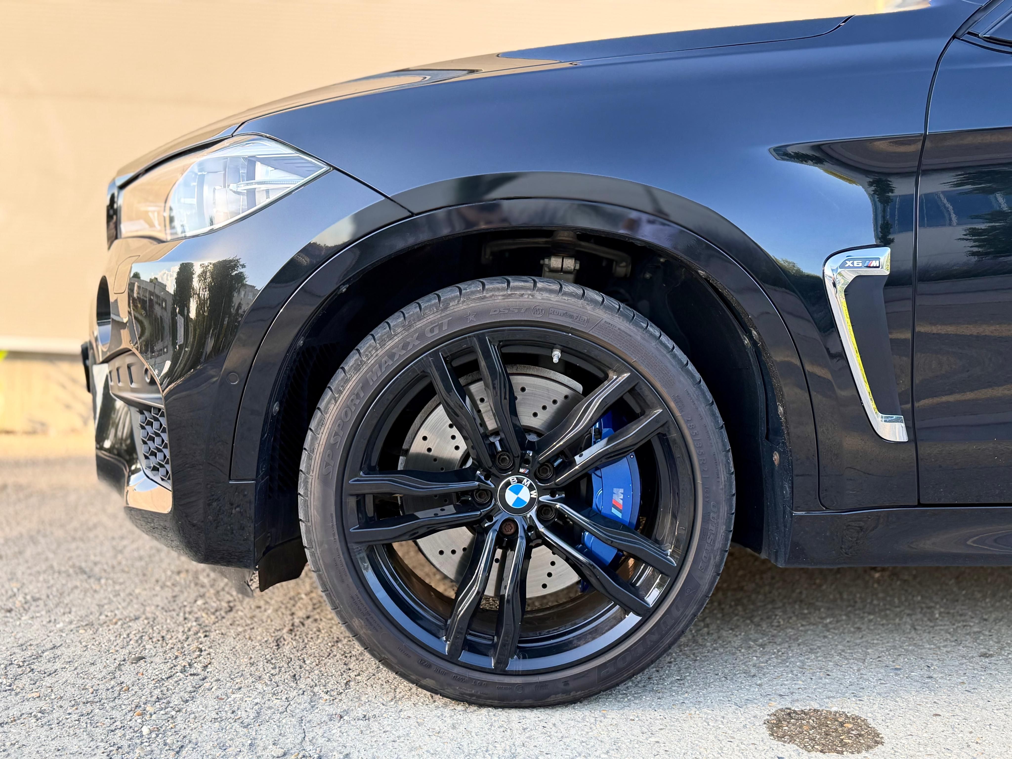 BMW X6, M BLACK FIRE EDITION - fotka 5
