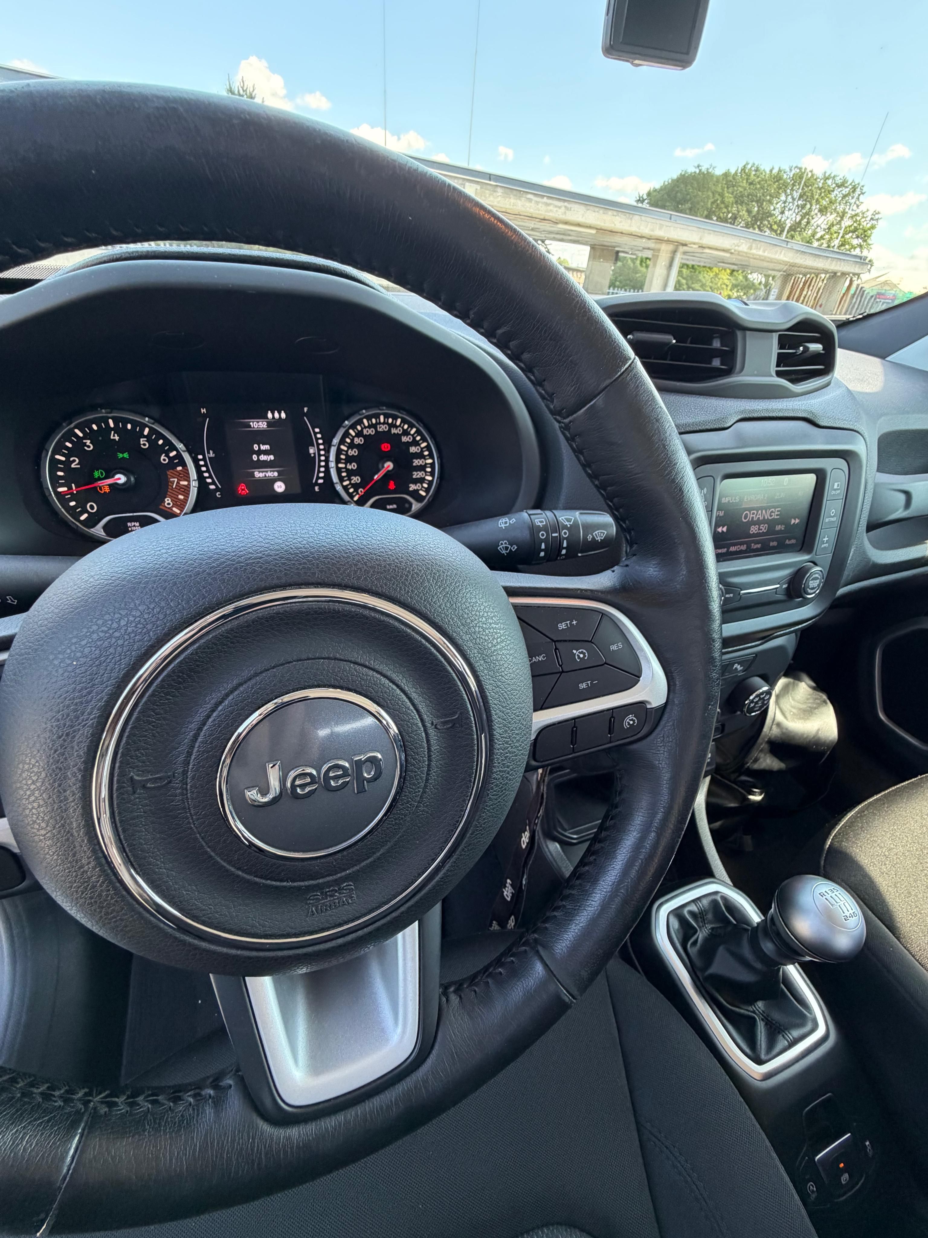 Jeep Renegade, Jeep Renegade 1.0 Turbo 120 k - fotka 6