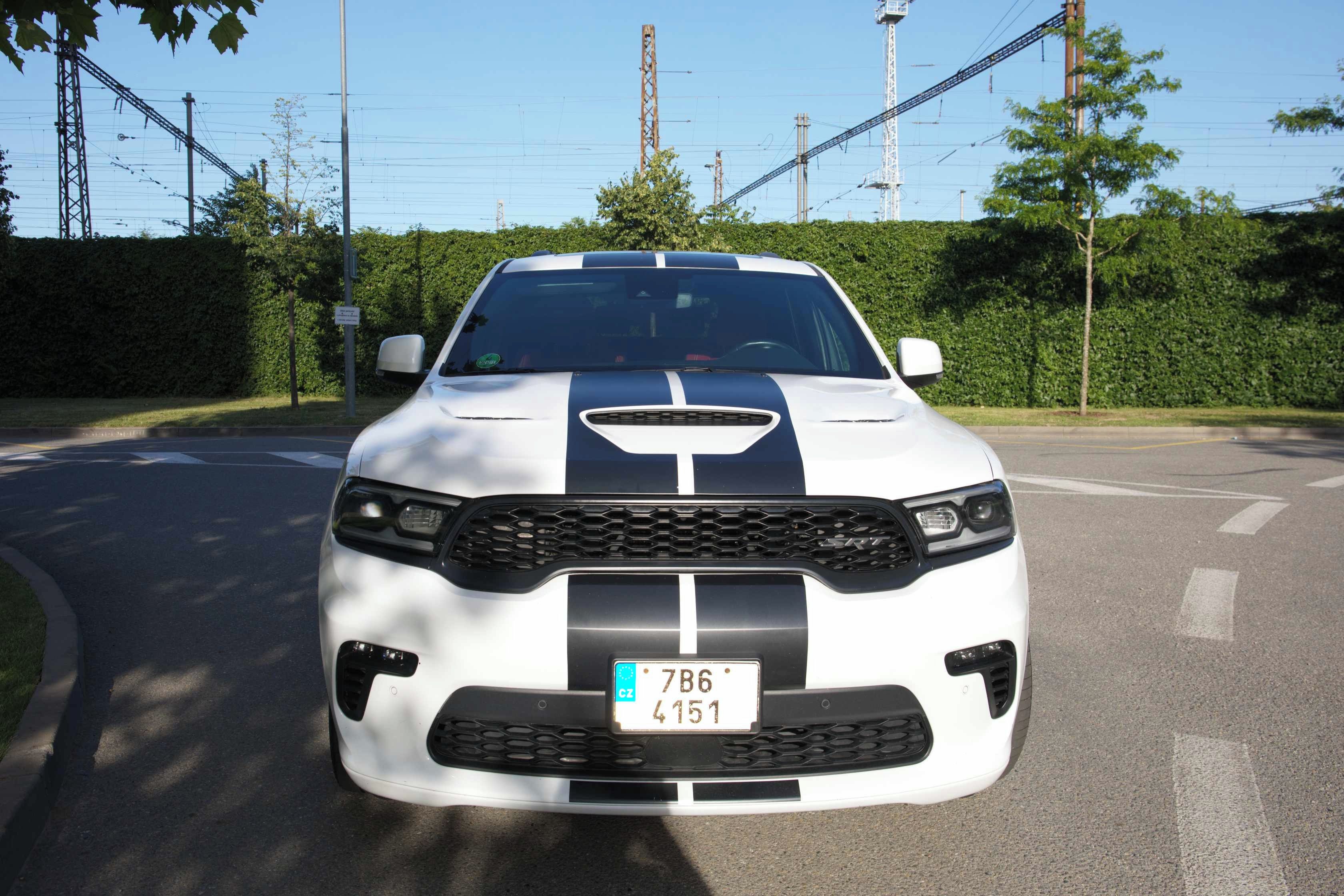 Dodge Durango, SRT 6,4 full výbava- nebourané - fotka 6