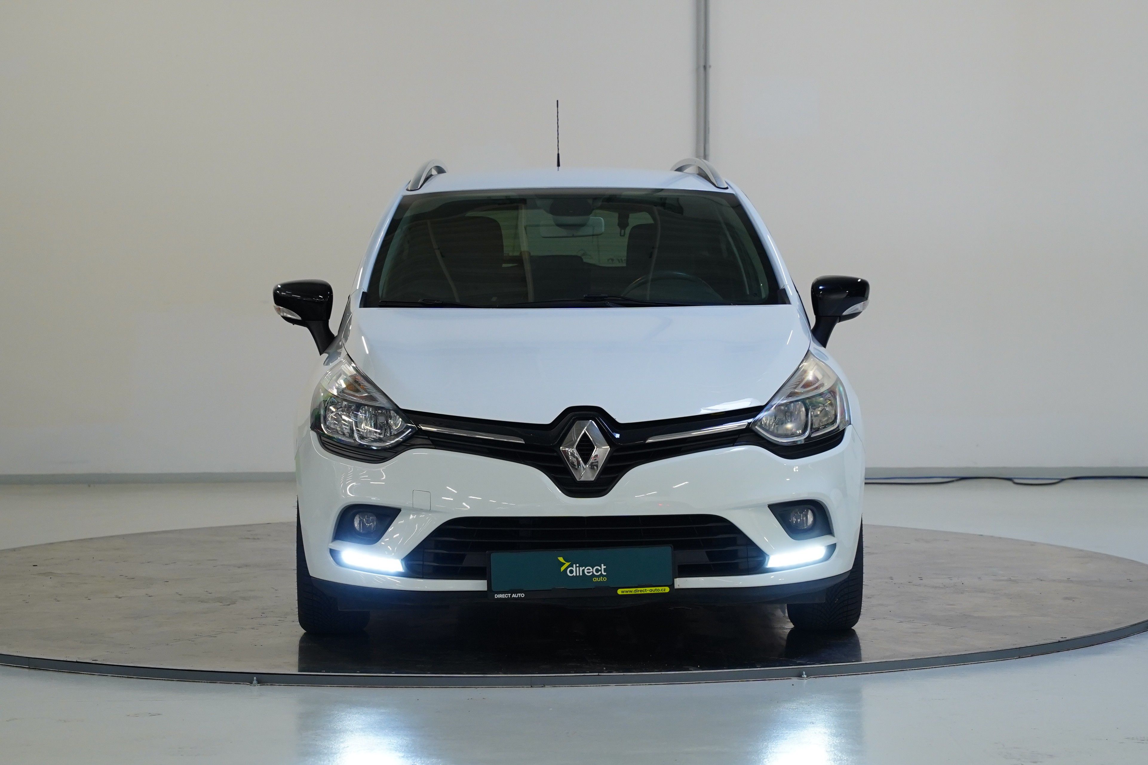 Renault Clio, 1.2 i 54 kW Limited - fotka 4