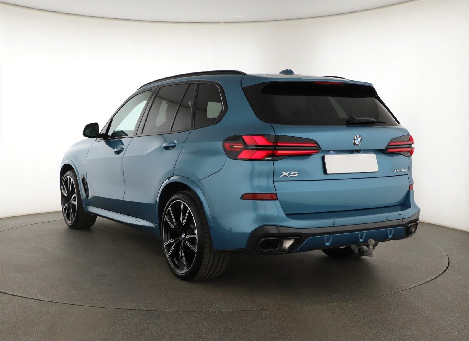 BMW X5, xDrive30d, M Paket, FullLed - fotka 4